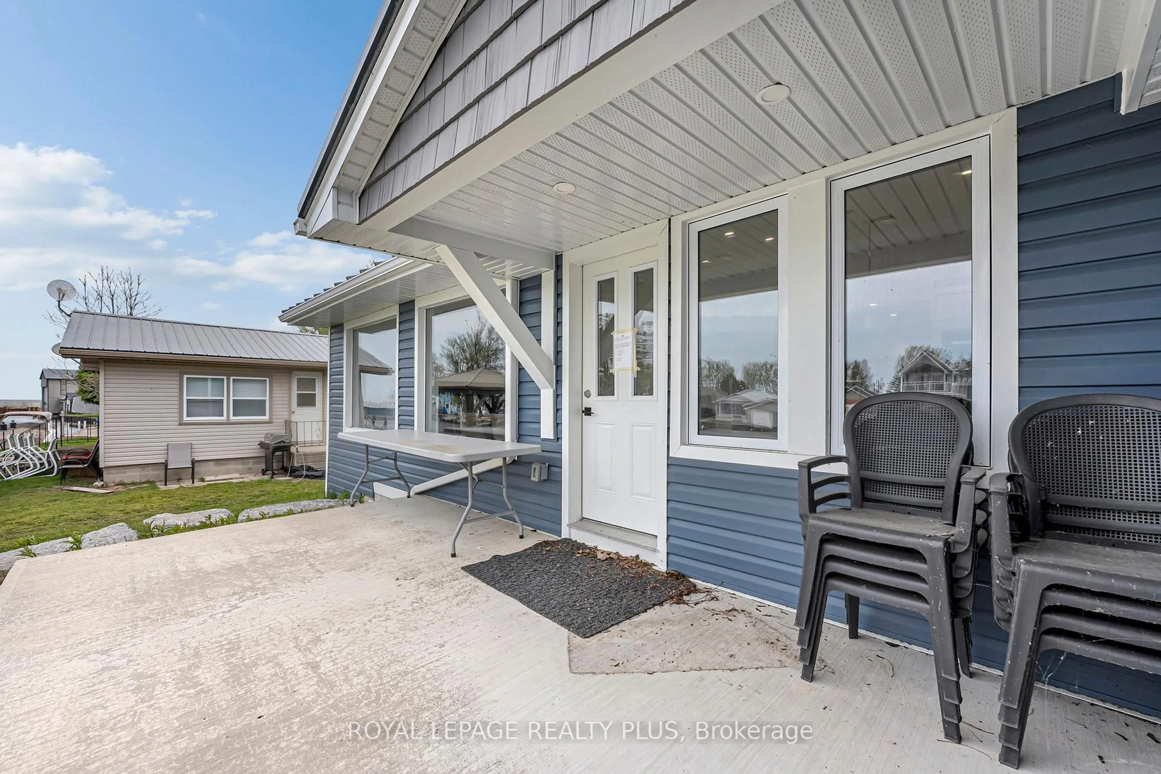 Unknown for 36 Dickinson Ave, Norfolk Ontario N0E 1M0