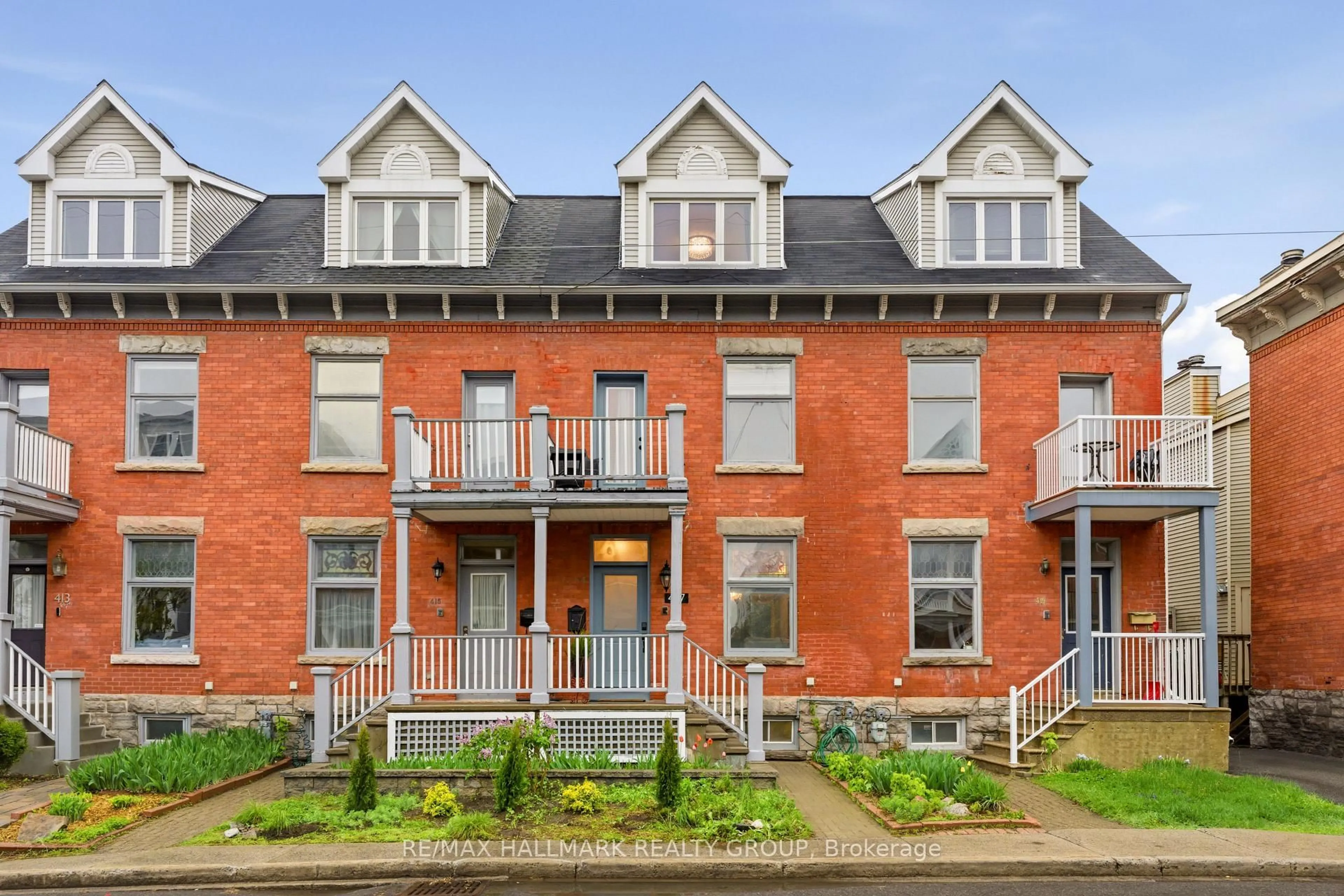 Home with brick exterior material, street for 417 Daly Ave, Ottawa Ontario K1N 6H1