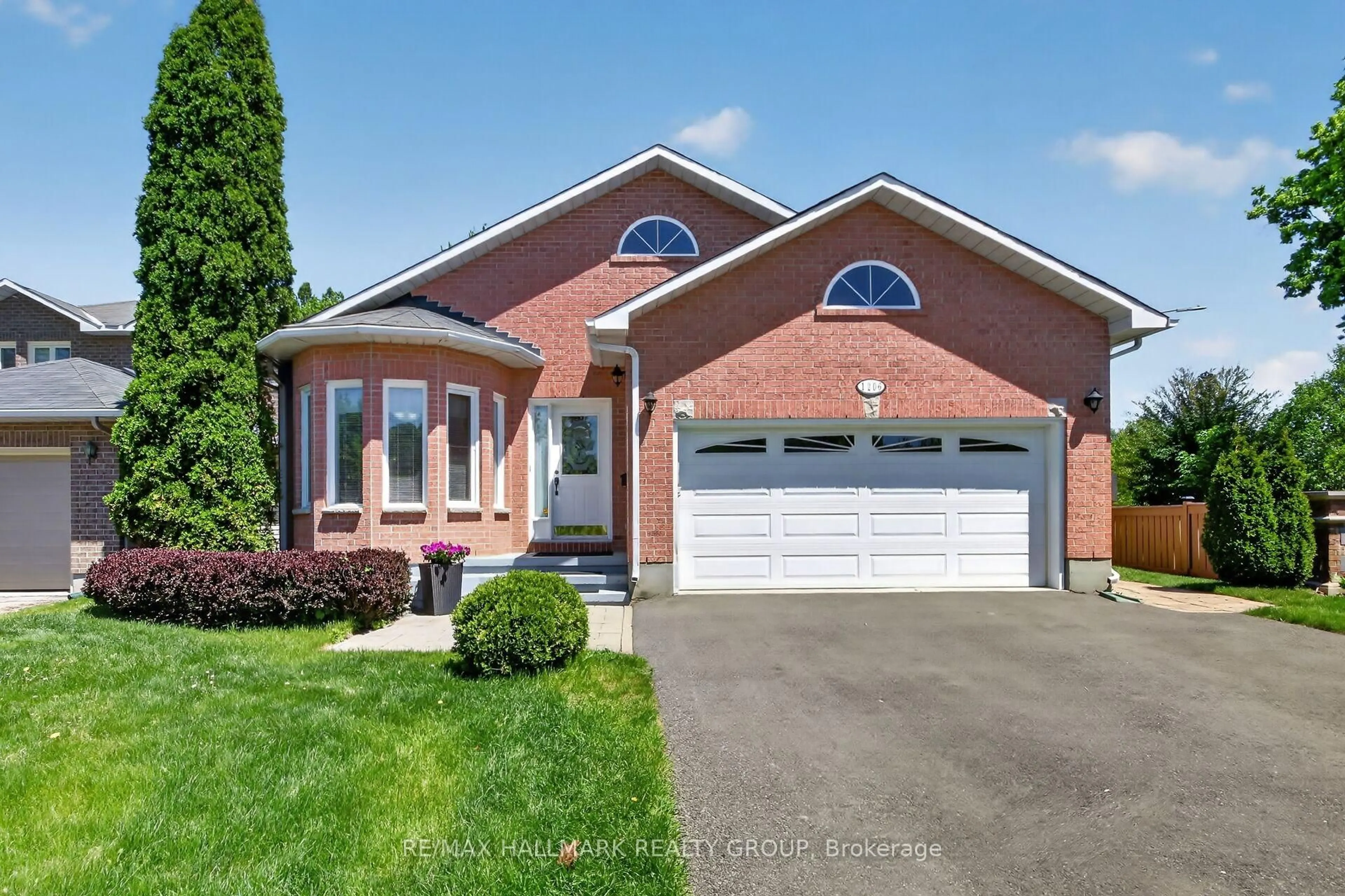 Home with brick exterior material, street for 1206 Matheson Rd, Ottawa Ontario K1J 1A7