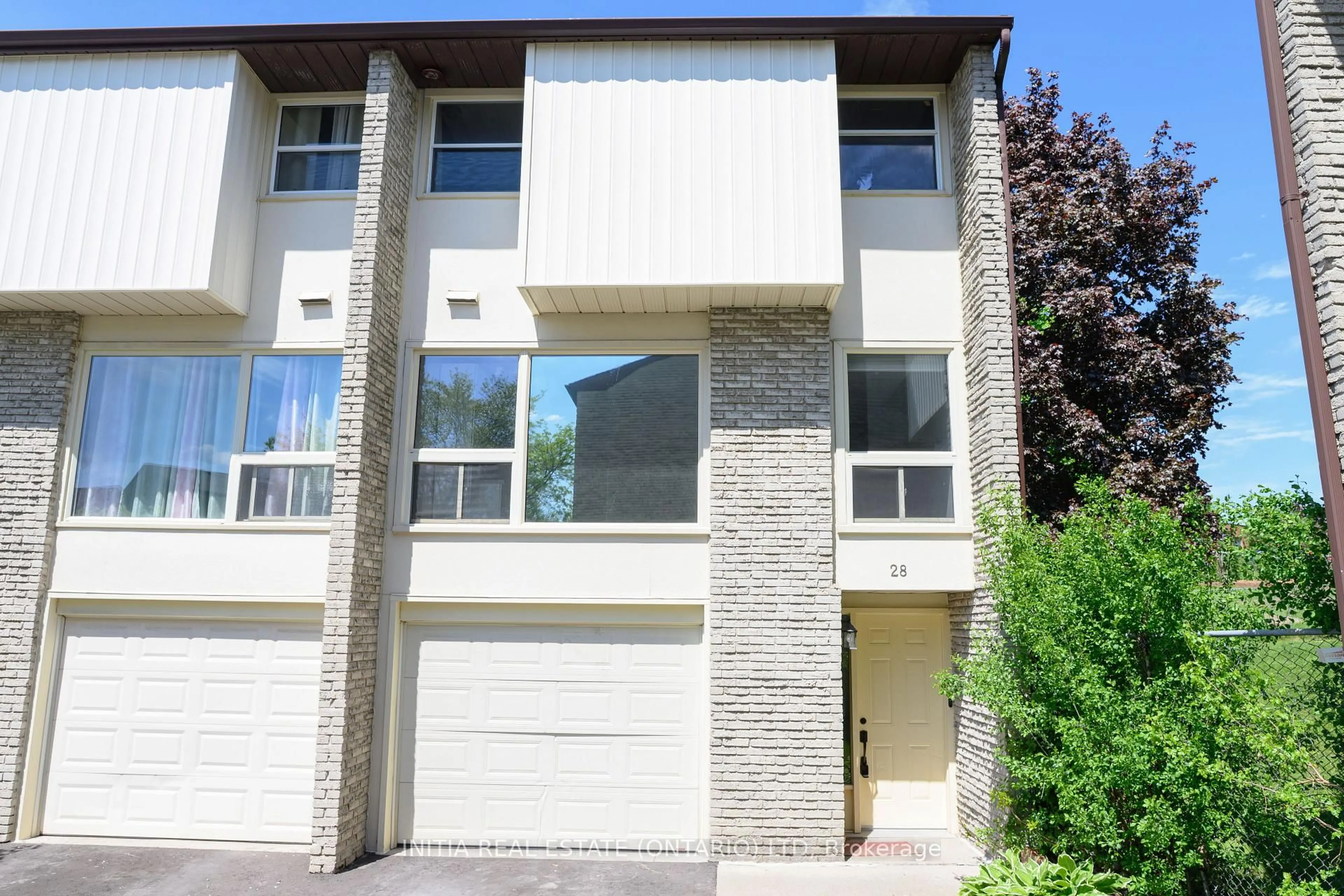 Unknown for 28 Chiddington Gate, London South Ontario N6C 4Y3