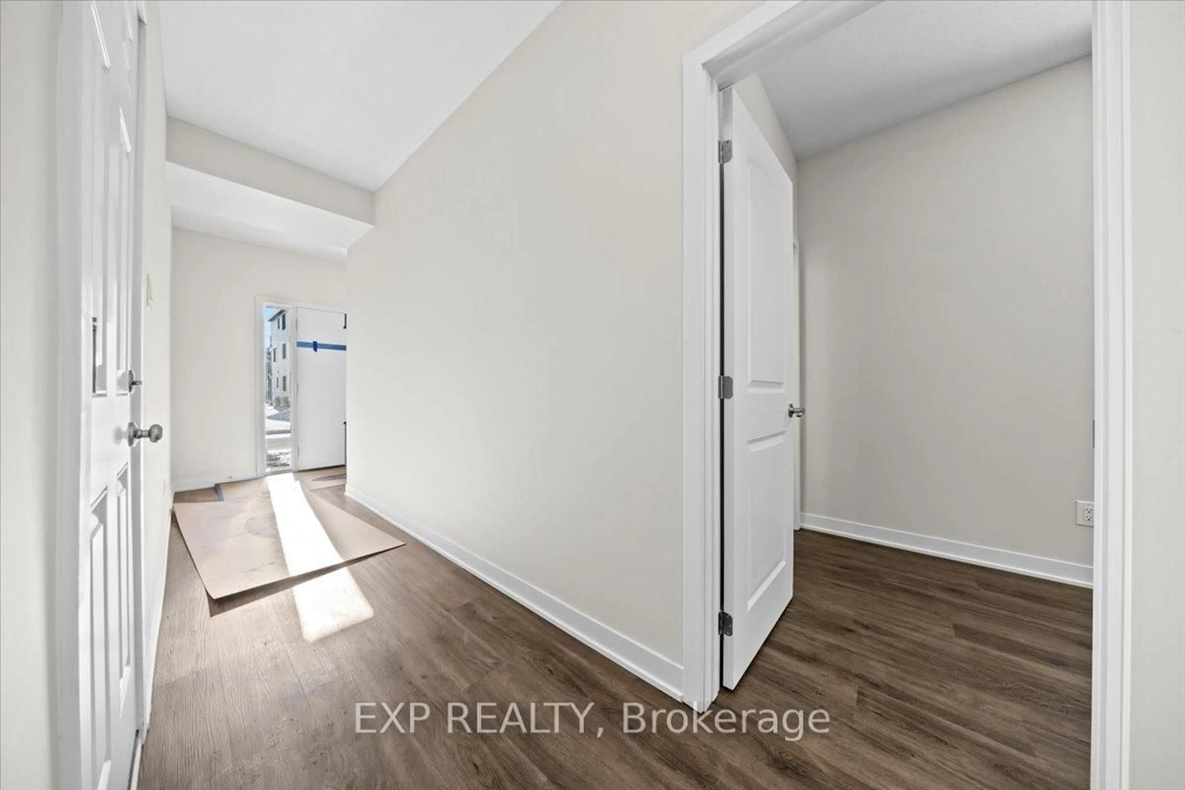 A pic of a room for 314 John Kim Bell Private, Ottawa Ontario K1K 5C2