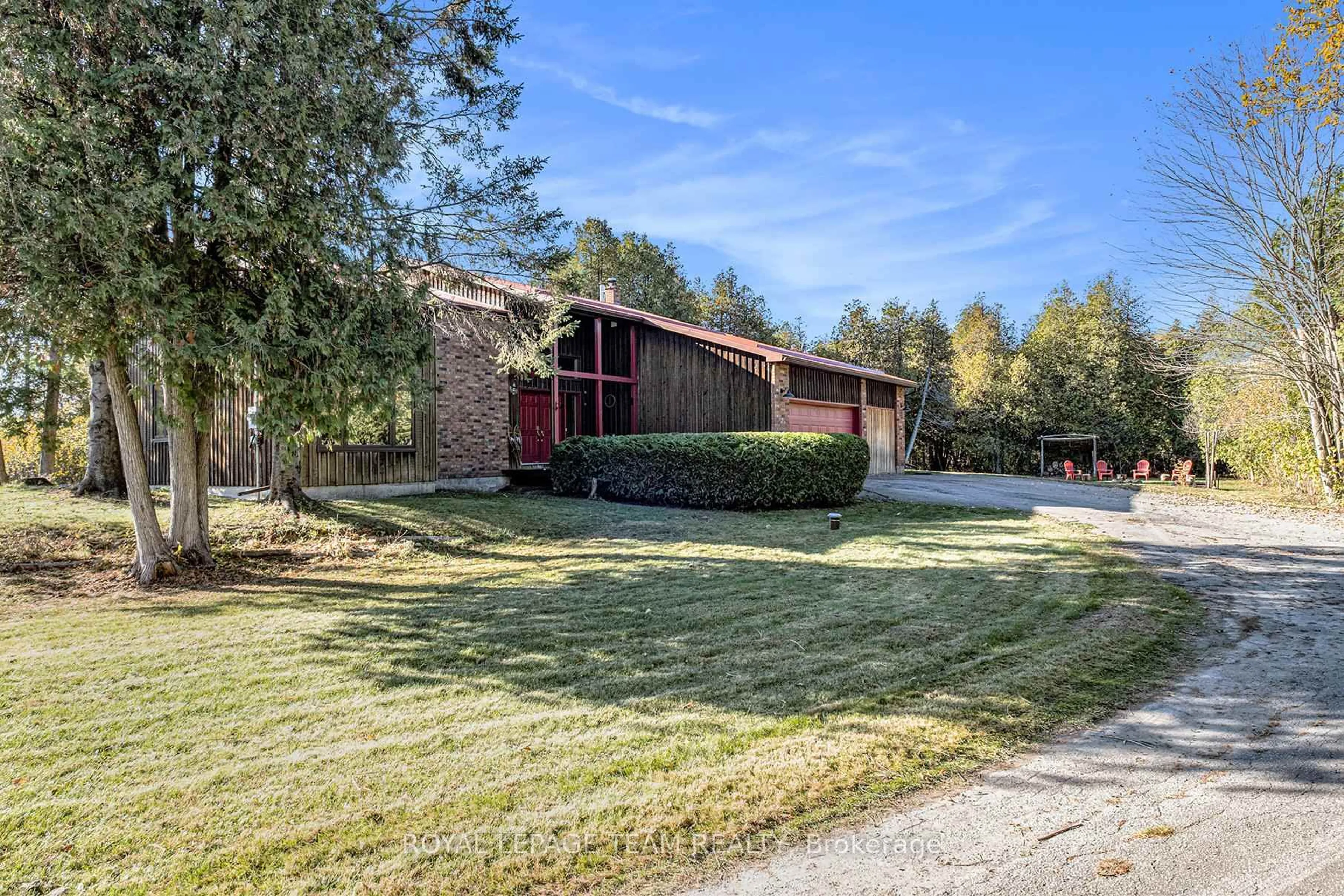 A pic from outside/outdoor area/front of a property/back of a property/a pic from drone, unknown for 2249 McGovern Rd, North Grenville Ontario K0G 1S0