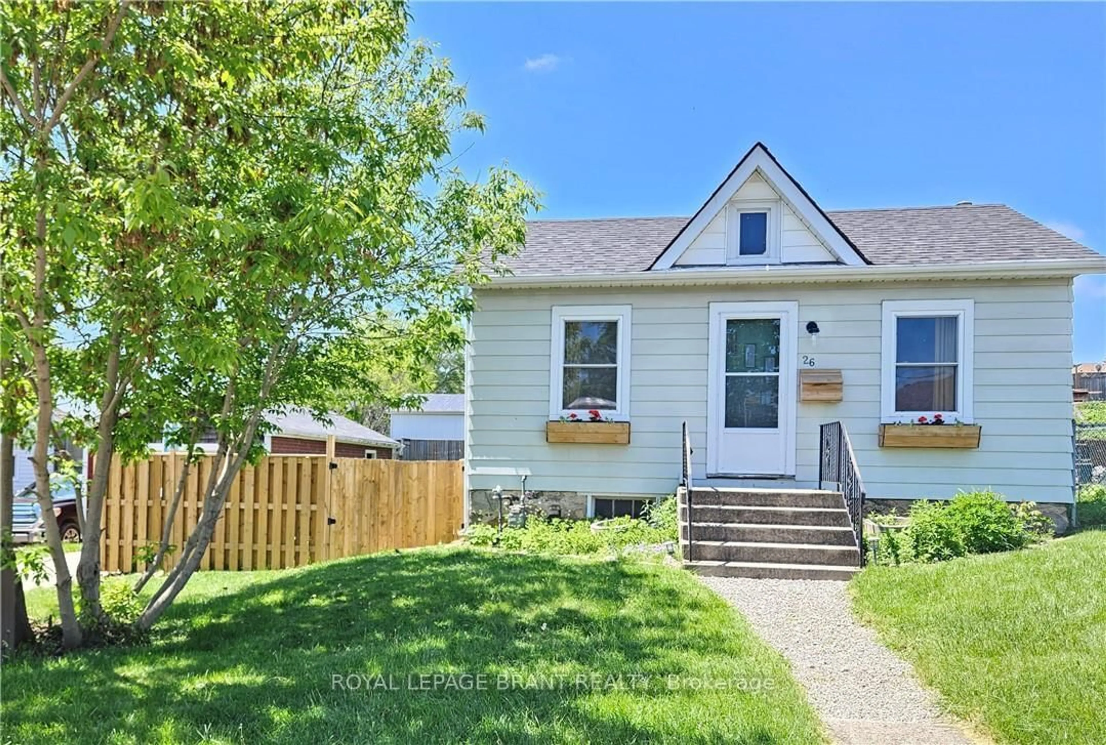 Unknown for 26 Franklin St, Brant Ontario N3L 3B7