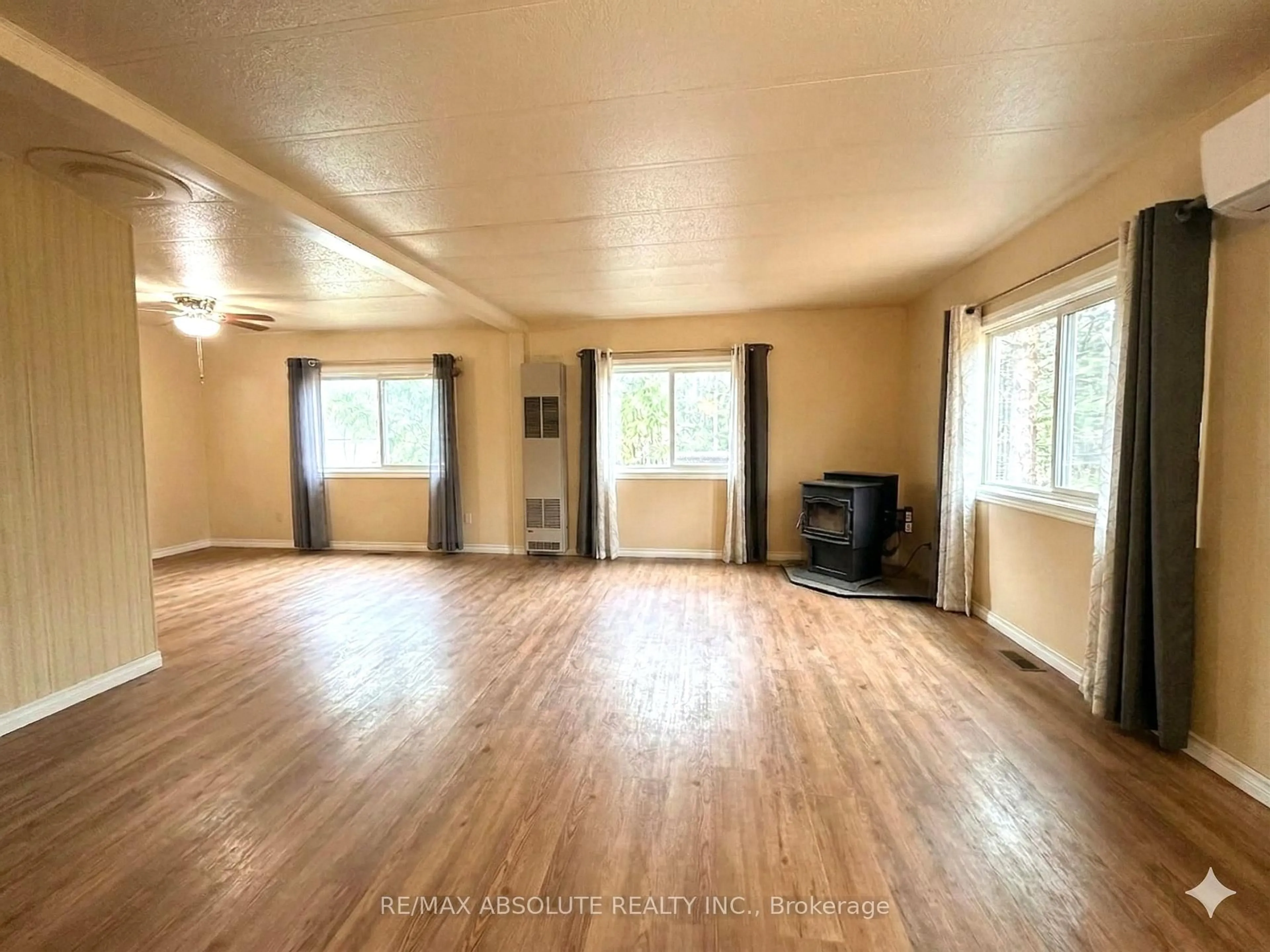 A pic of a room for 235 Poole St, Arnprior Ontario K7S 1J1