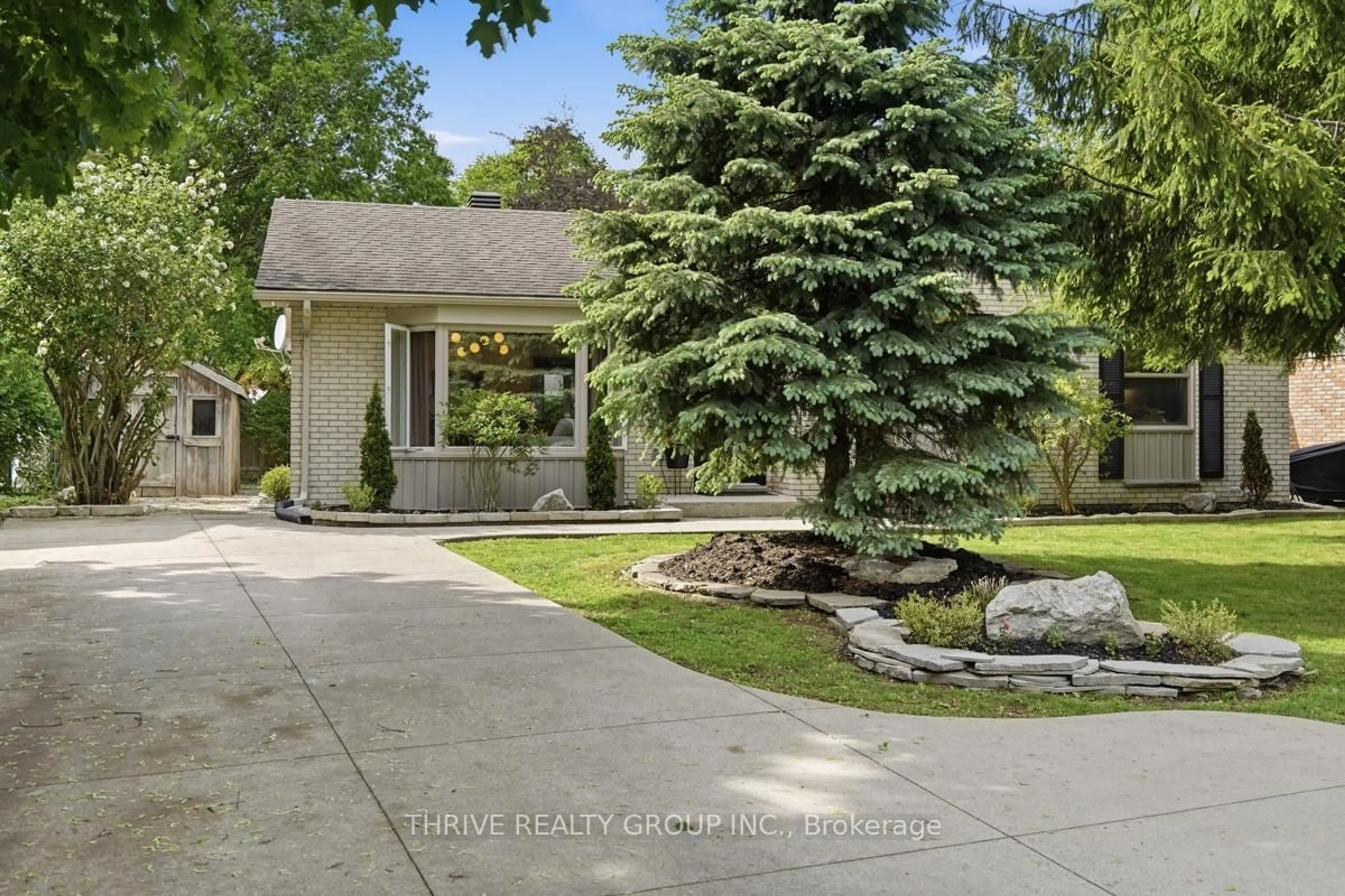 Unknown for 21 Mcgill Pl, London North Ontario N5X 1W1