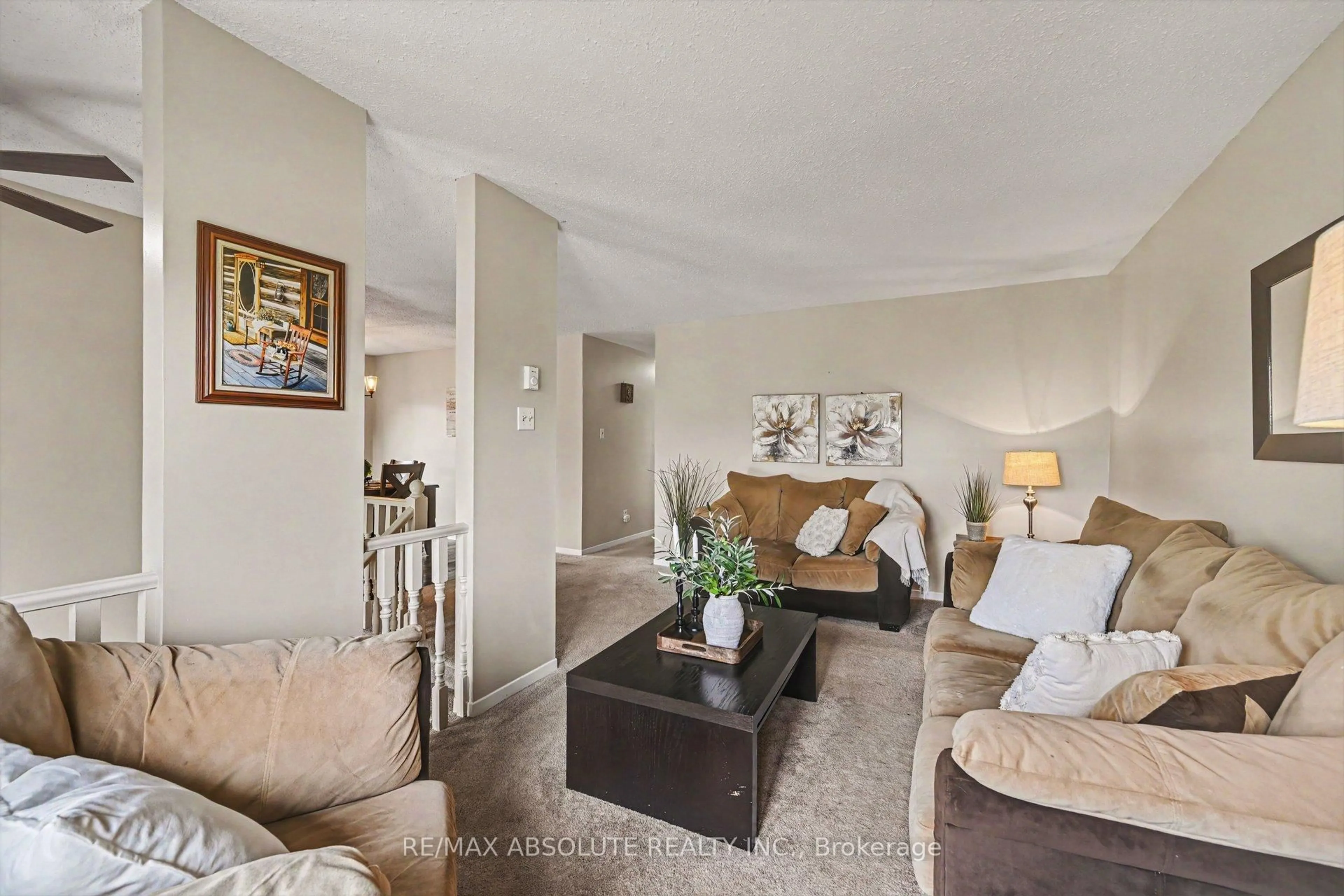 Living room with furniture, unknown for 95 Seventh Ave, Arnprior Ontario K7S 3S8