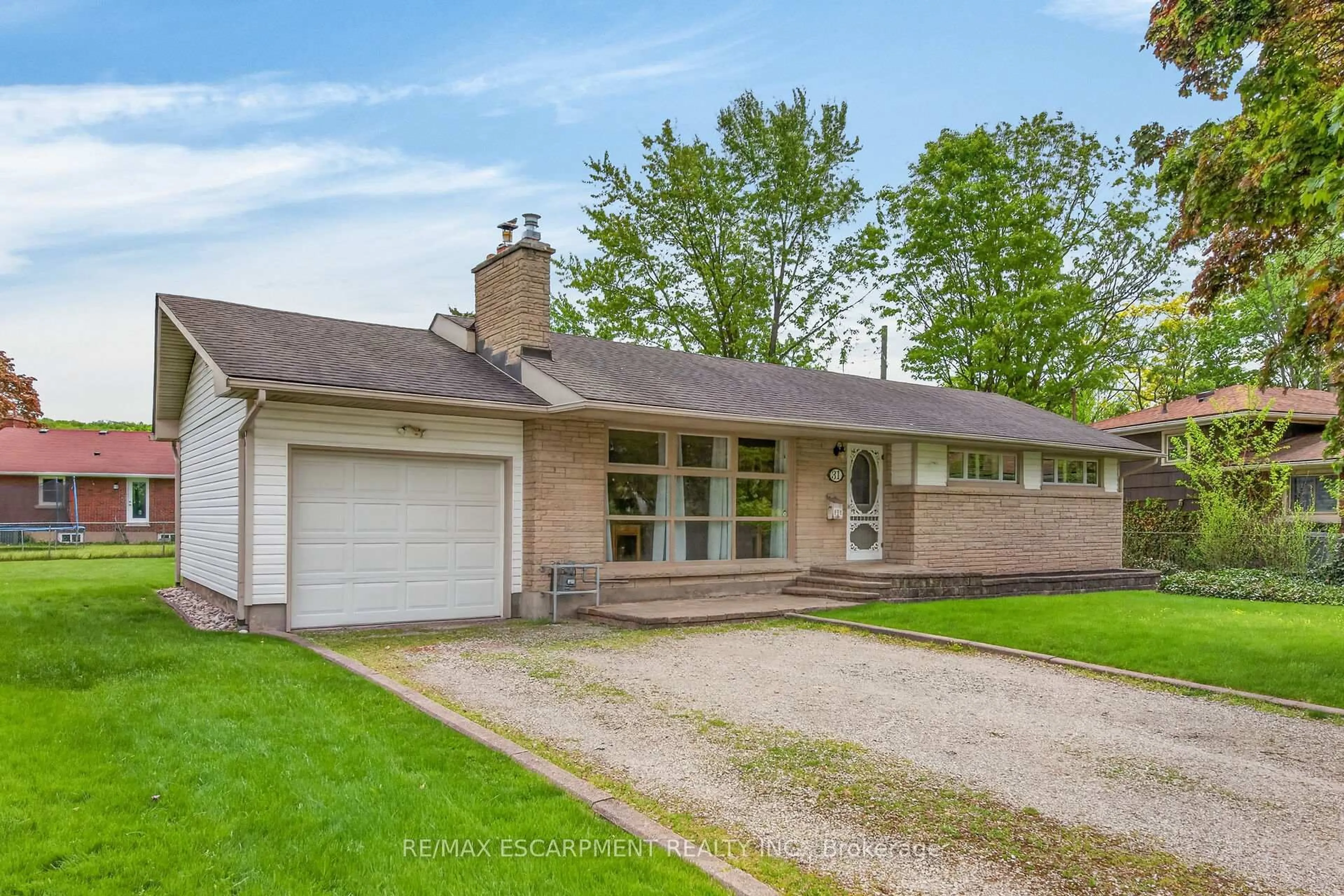 Unknown for 31 Larchwood Dr, St. Catharines Ontario L2T 2H4