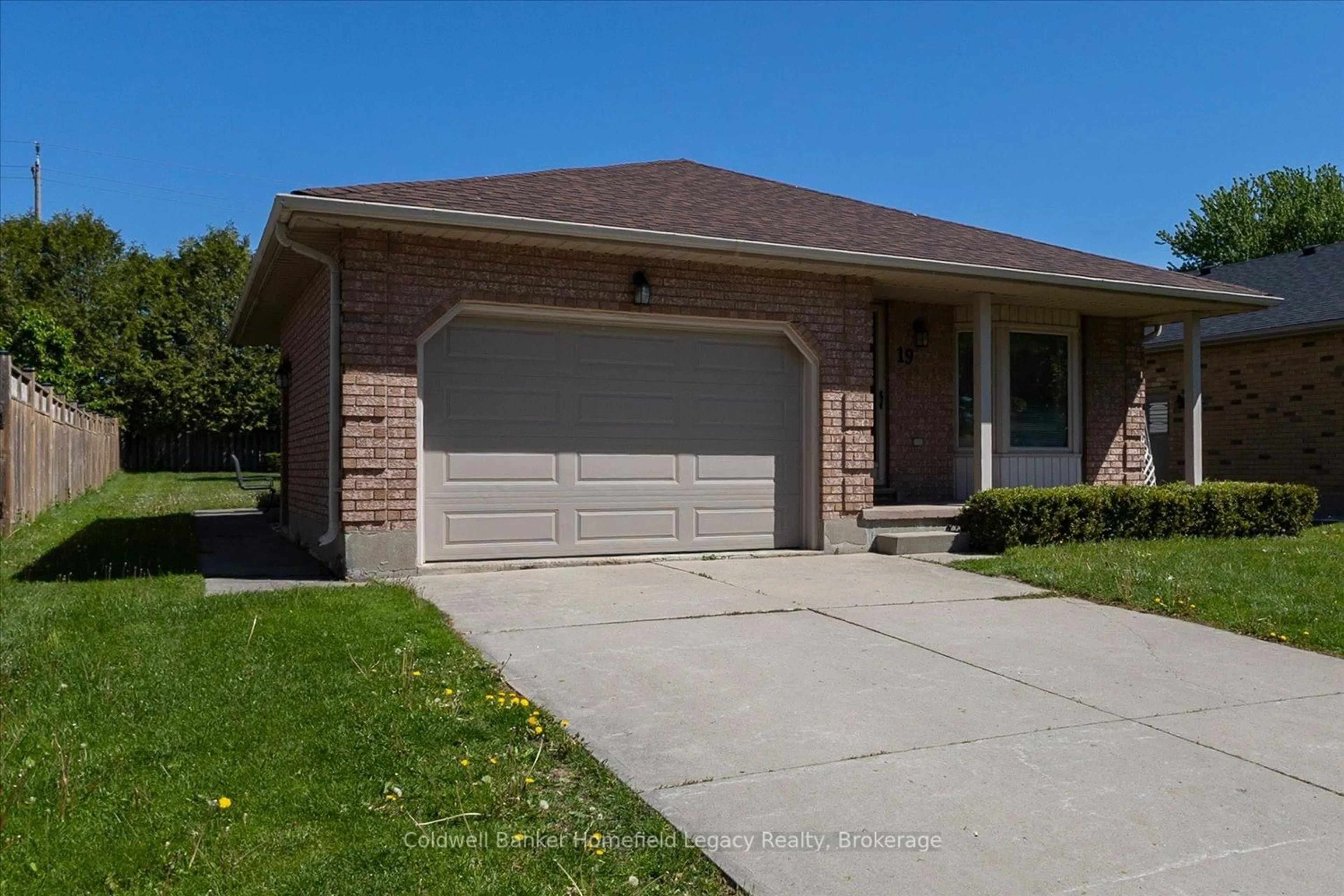 Home with brick exterior material, street for 19 Meadowridge Dr, St. Marys Ontario N4X 1B7