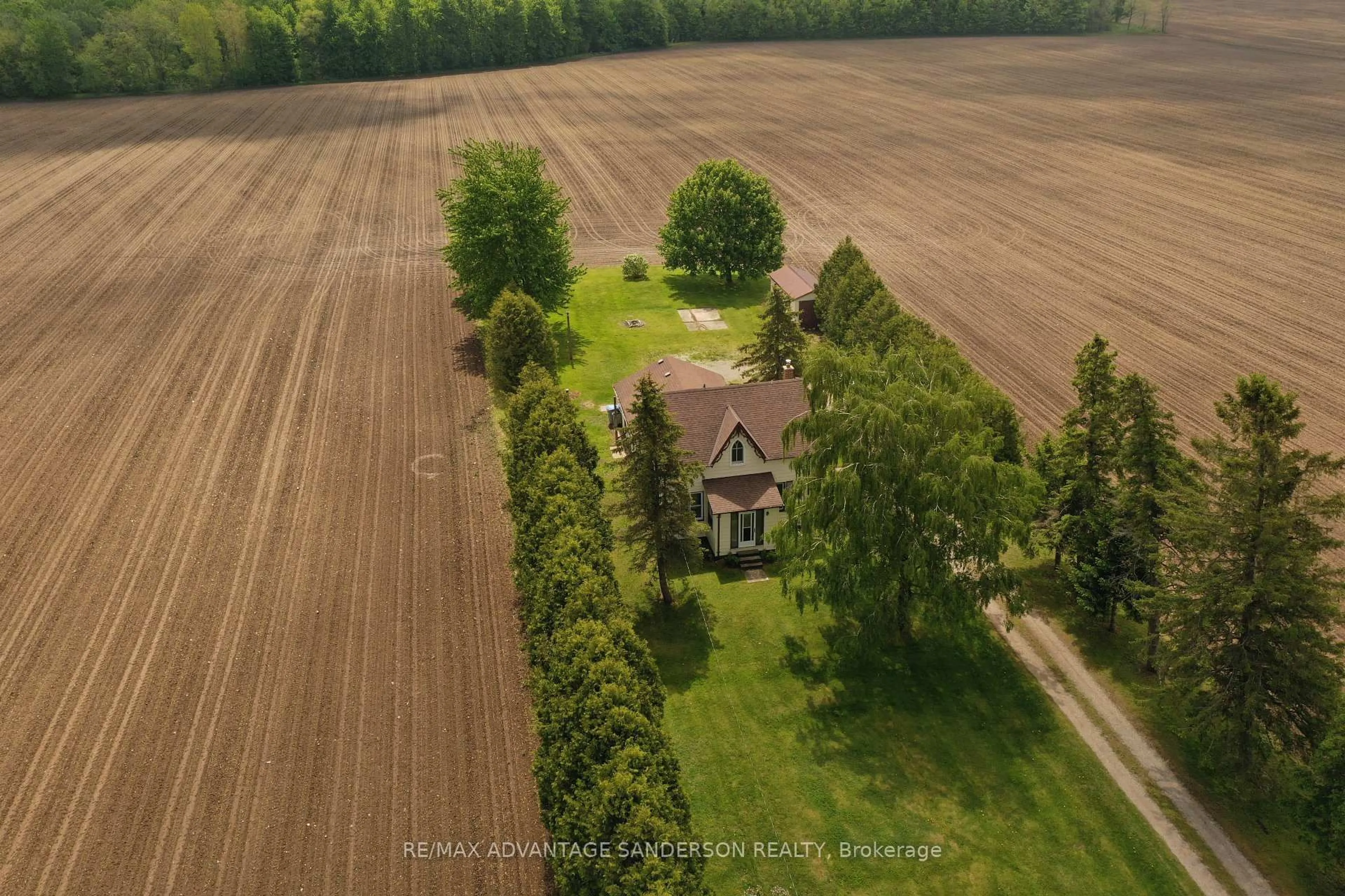 A pic from outside/outdoor area/front of a property/back of a property/a pic from drone, unknown for 11065 Sinclair Dr, Middlesex Centre Ontario N0M 2A0