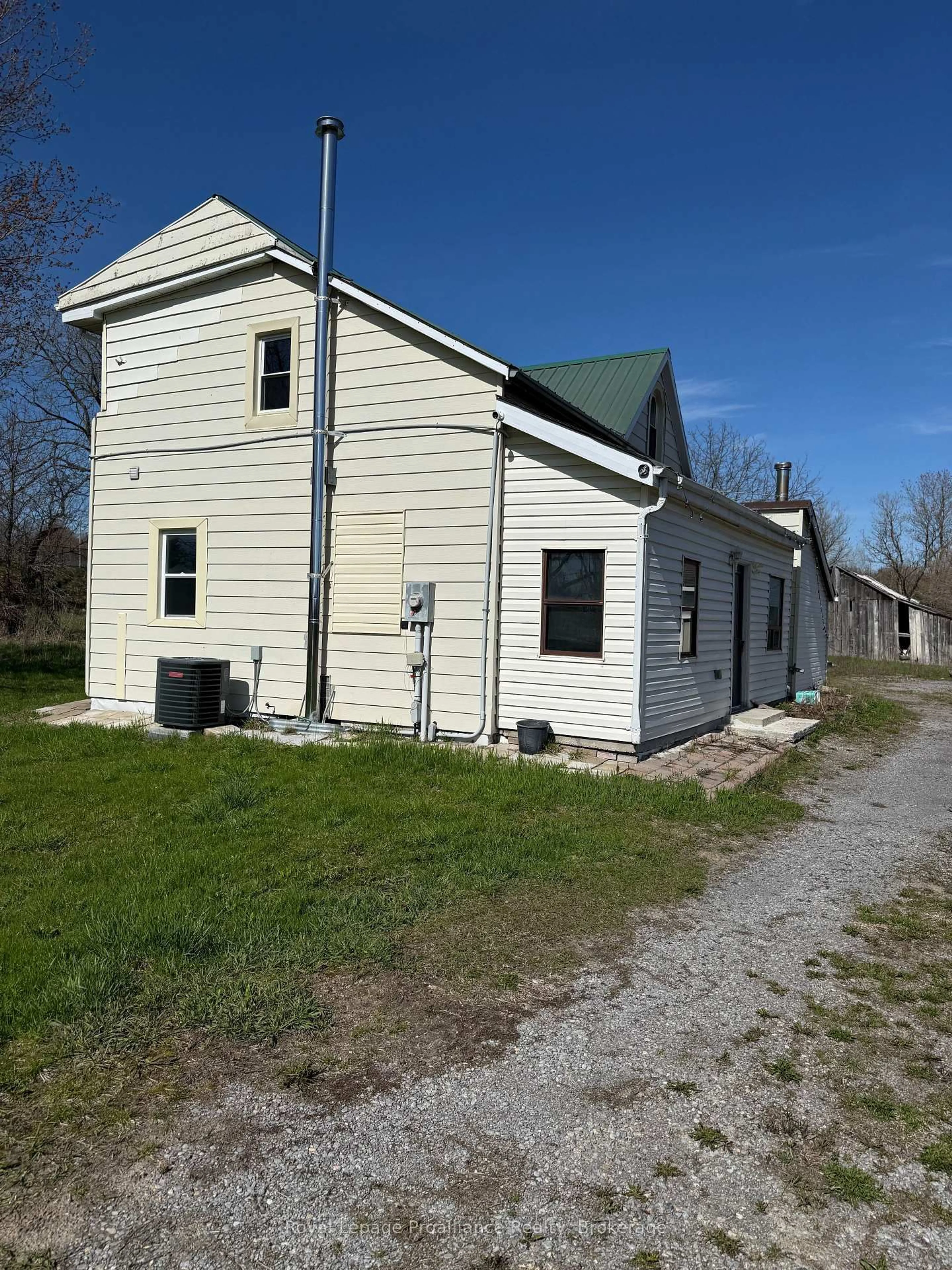 Shed for 303 Brimley Rd, Alnwick/Haldimand Ontario K0K 2G0
