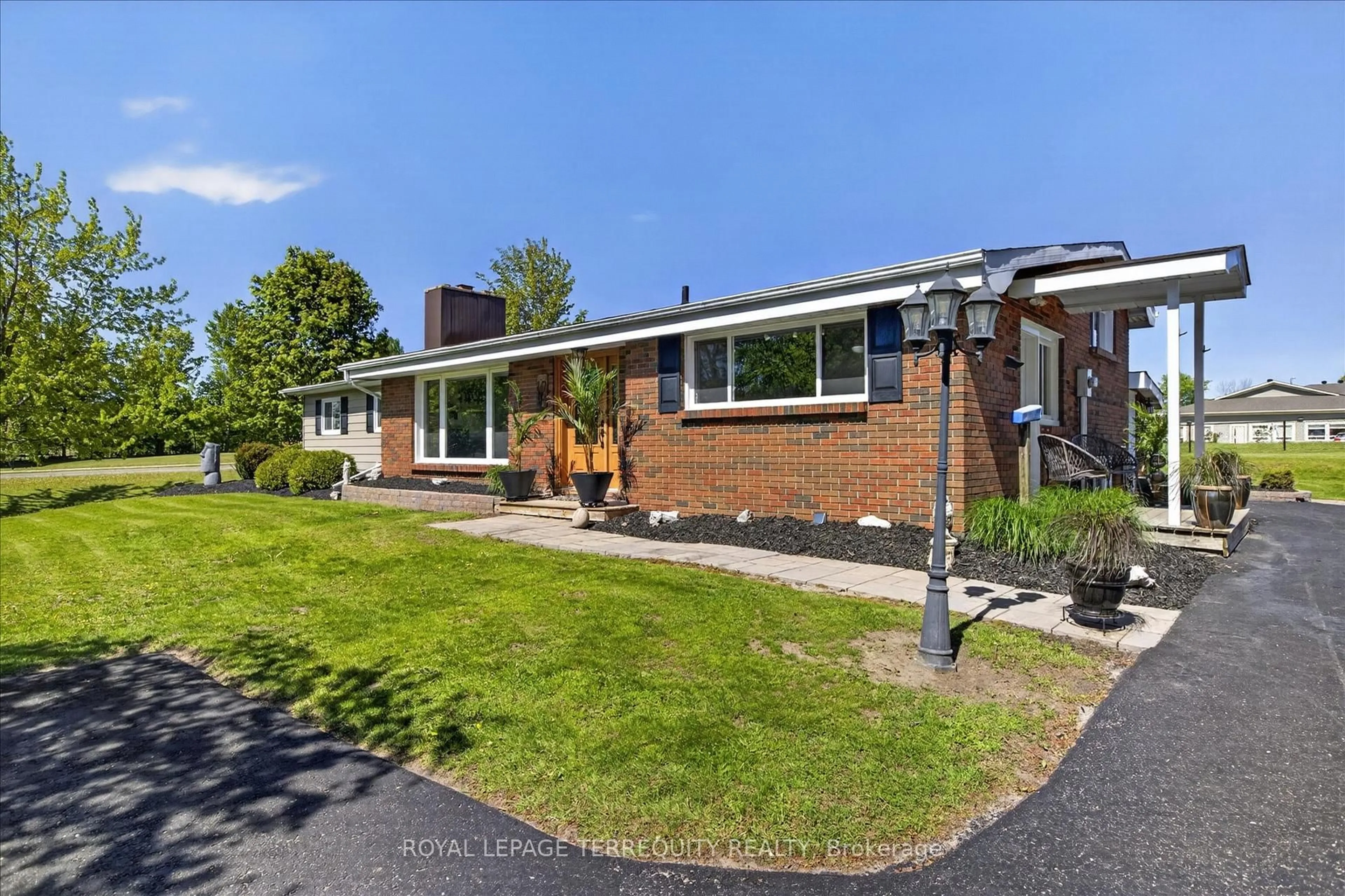 Home with brick exterior material, street for 12 Concession St, Havelock-Belmont-Methuen Ontario K0L 1Z0