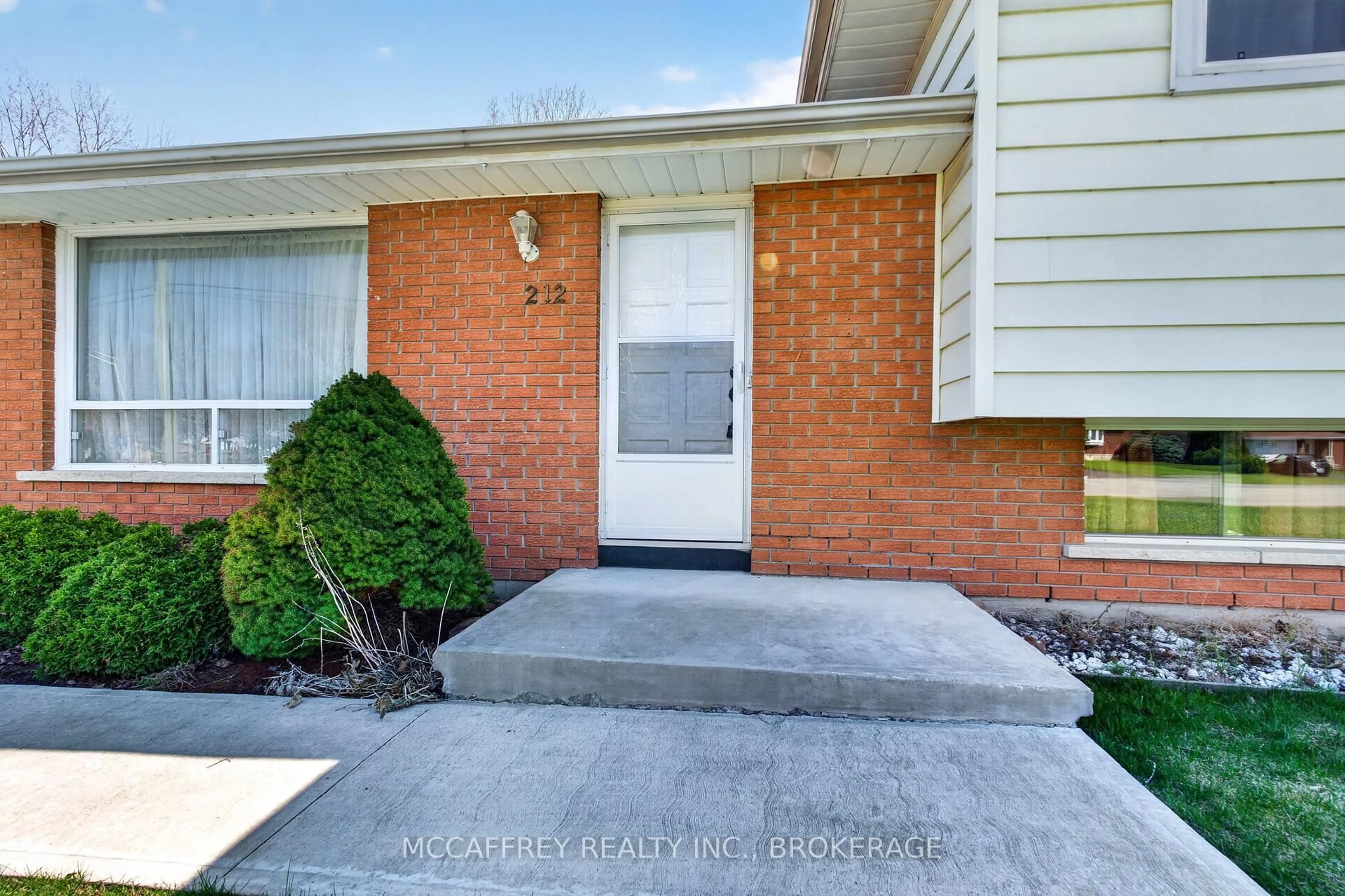 Home with brick exterior material, street for 212 King St, Greater Napanee Ontario K7R 1B7