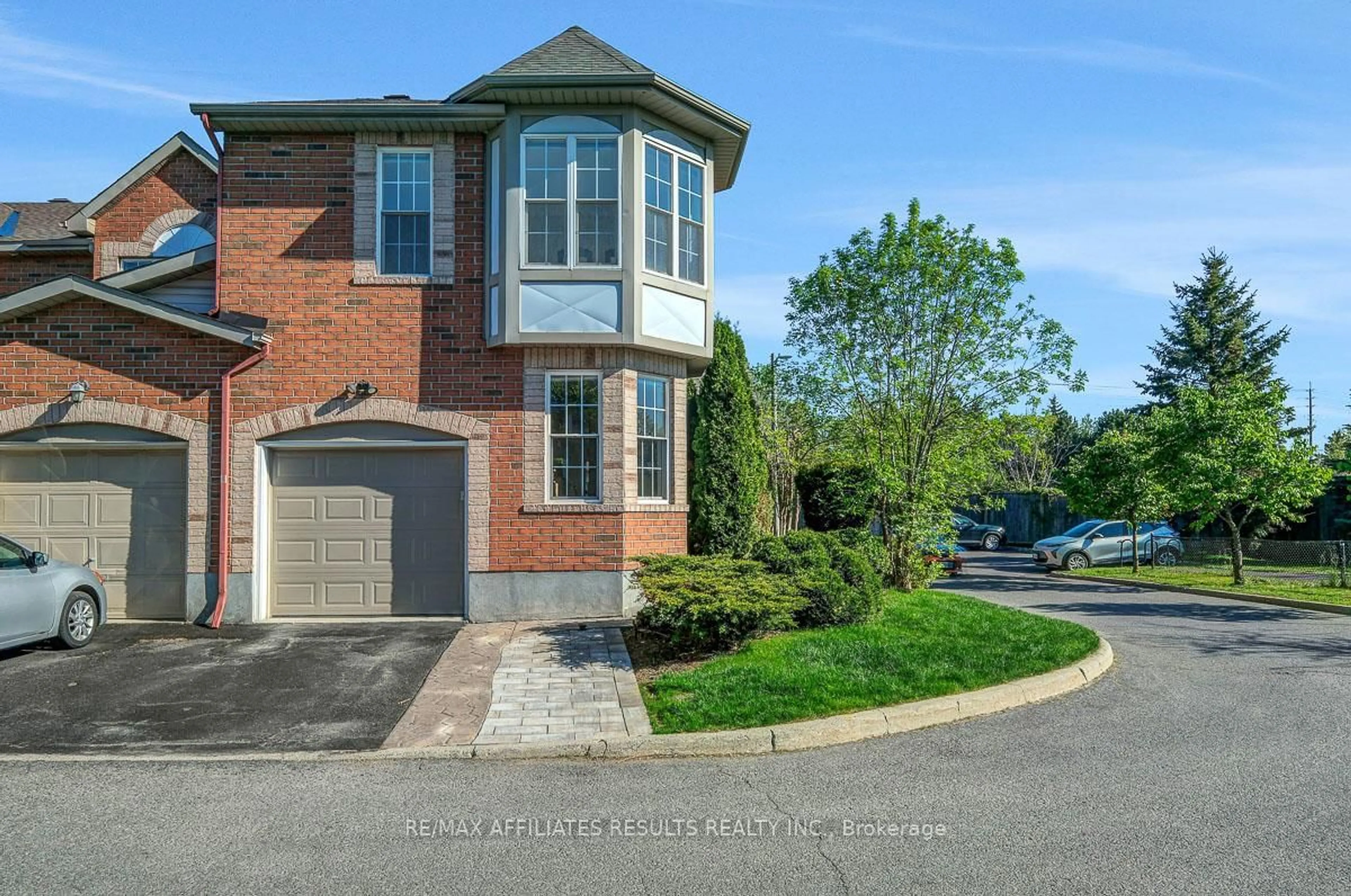 A pic from outside/outdoor area/front of a property/back of a property/a pic from drone, street for 254 Westvalley Private, Ottawa Ontario K1V 2B6