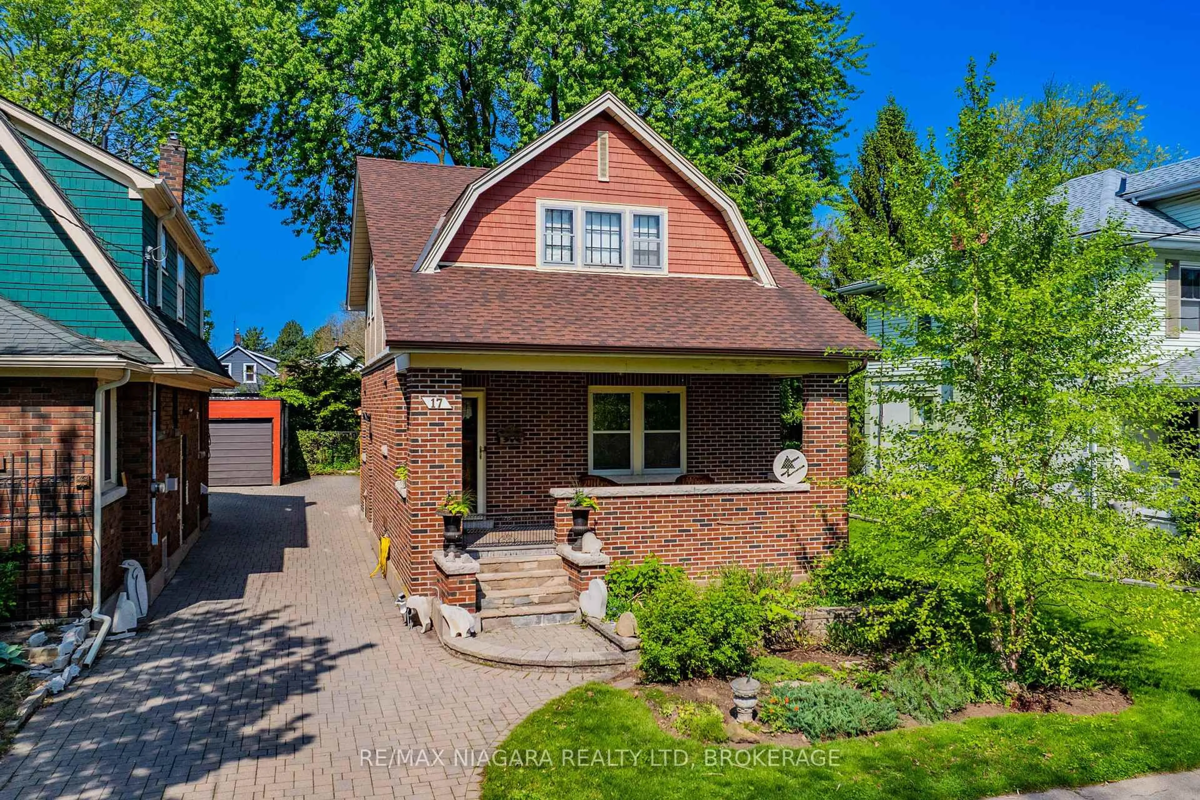 Home with brick exterior material, street for 17 Wolseley Ave, St. Catharines Ontario L2R 4T4