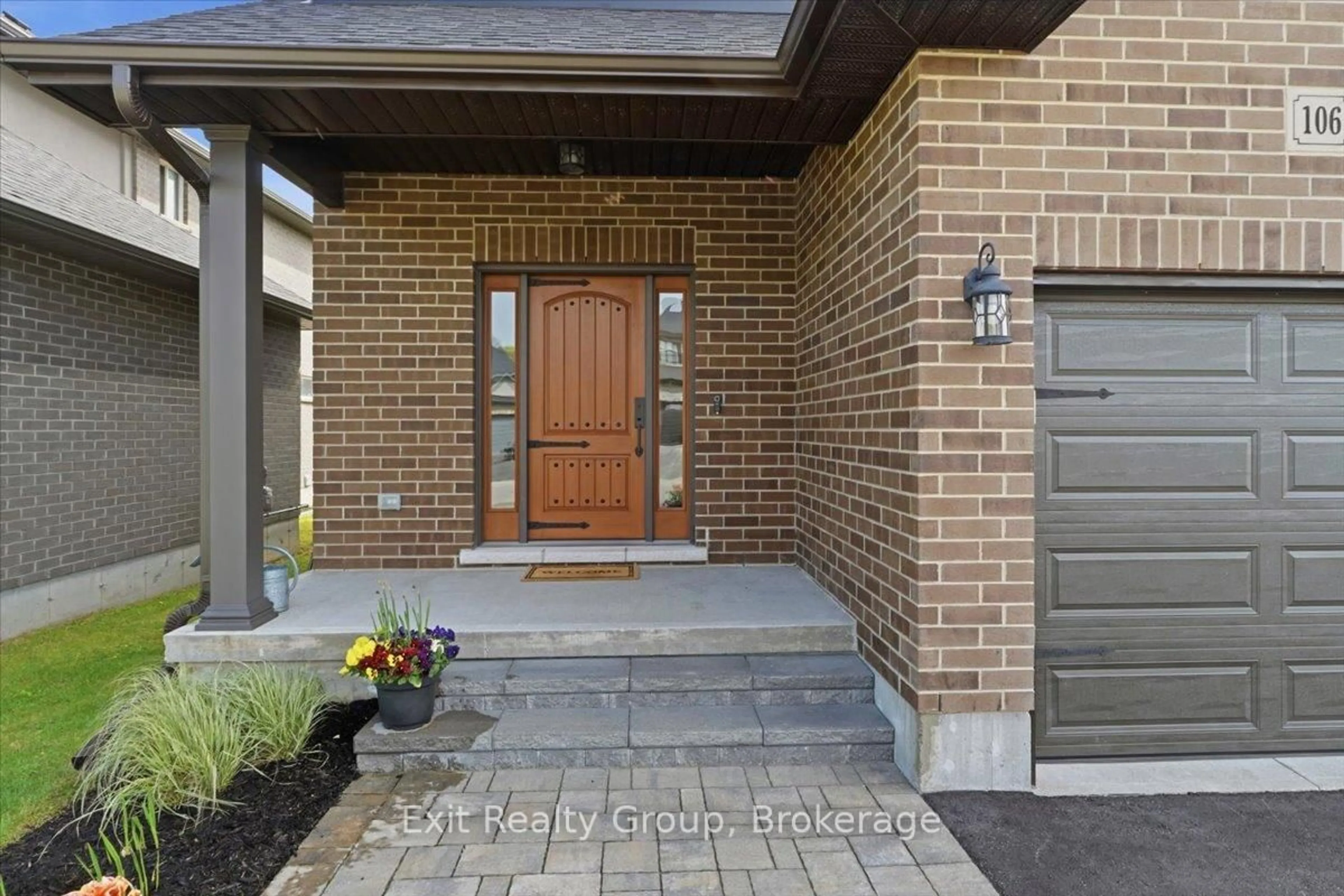 Home with brick exterior material, street for 106 Ledgerock Crt, Quinte West Ontario K8R 0A1
