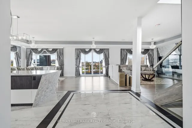 225 Summerview Terr, Ottawa 4
