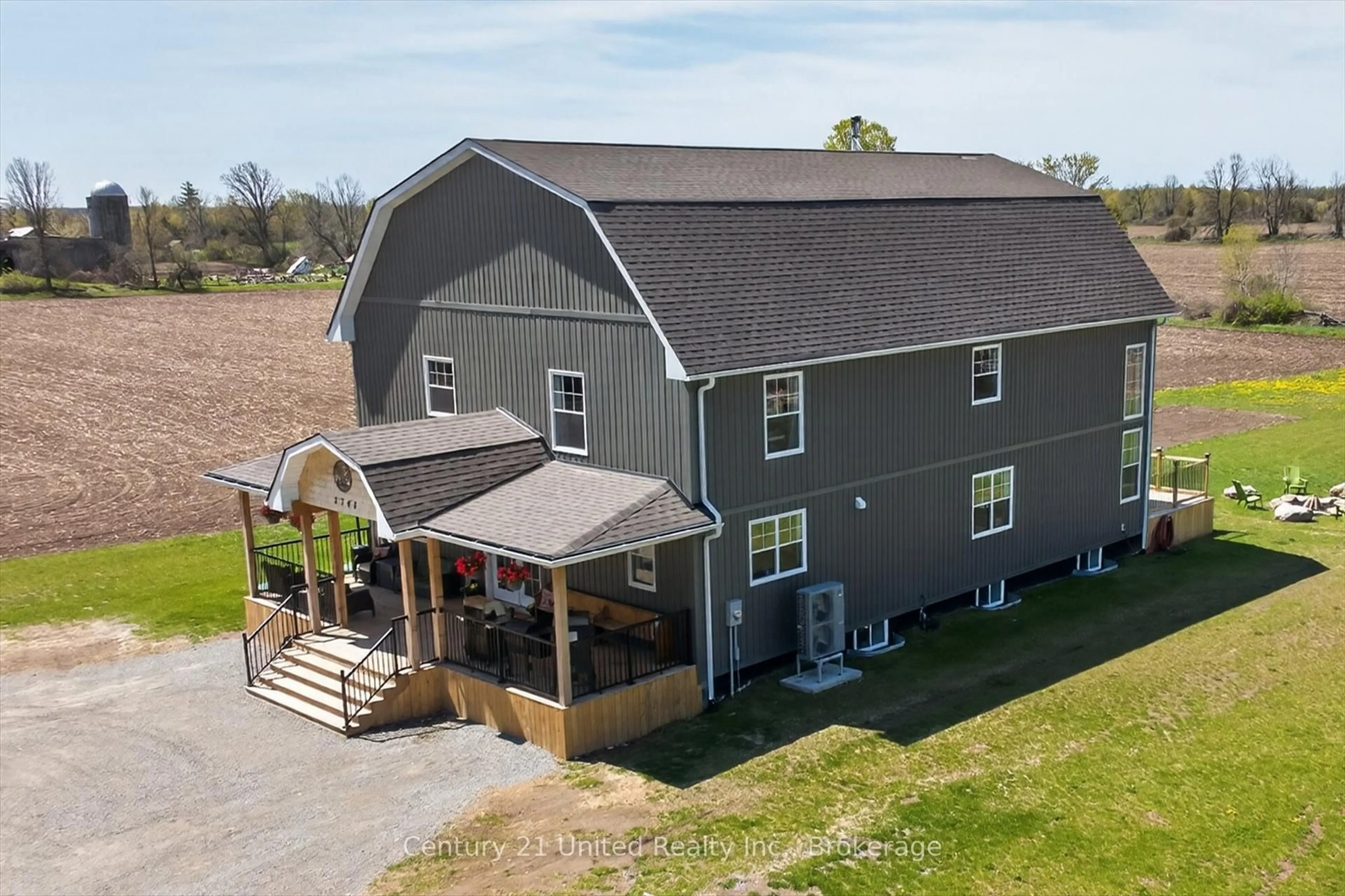 A pic from outside/outdoor area/front of a property/back of a property/a pic from drone, building for 2348 North School Rd, Selwyn Ontario K0L 2H0