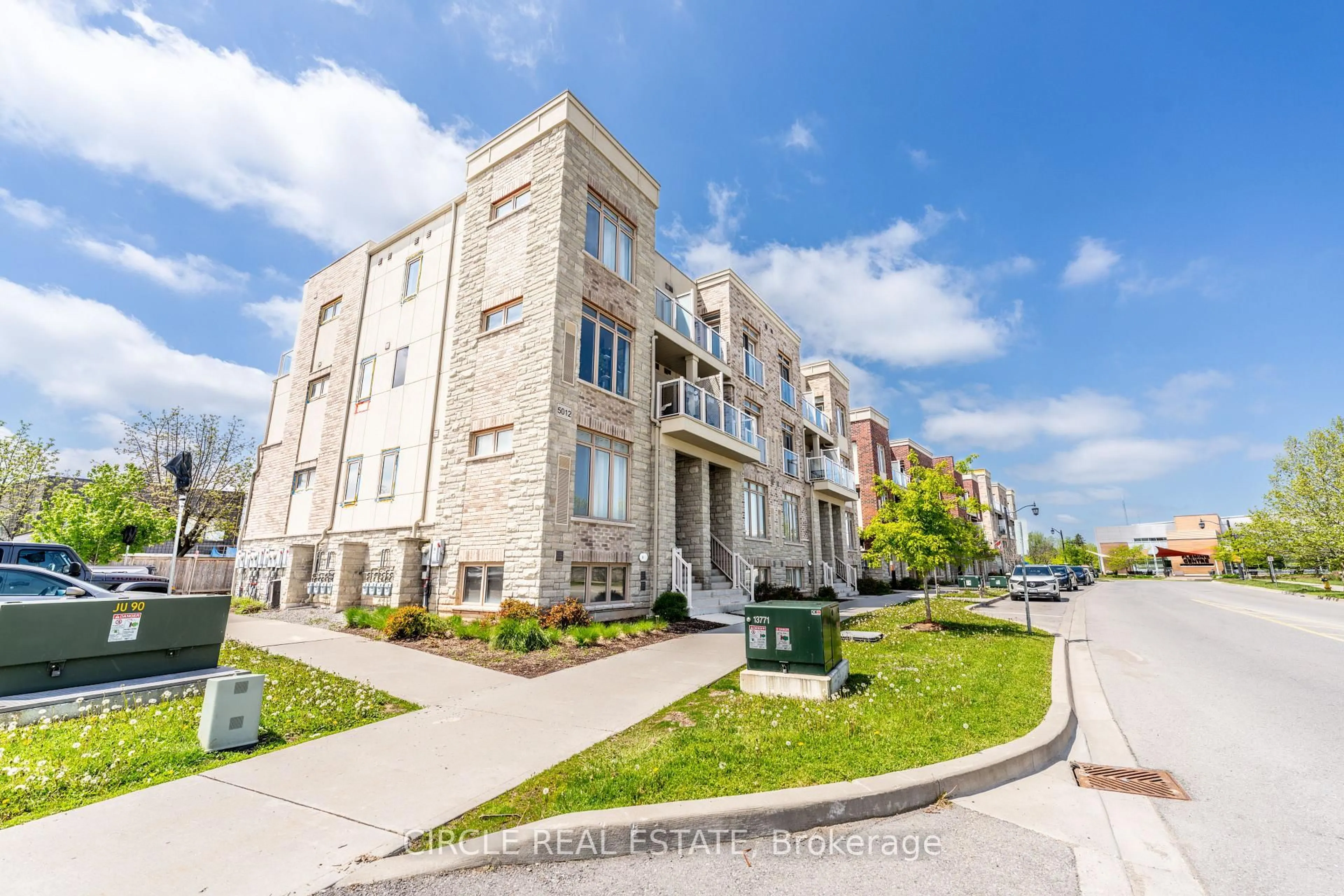 Unknown for 5016 Serena Dr #7, Lincoln Ontario L3J 0T2