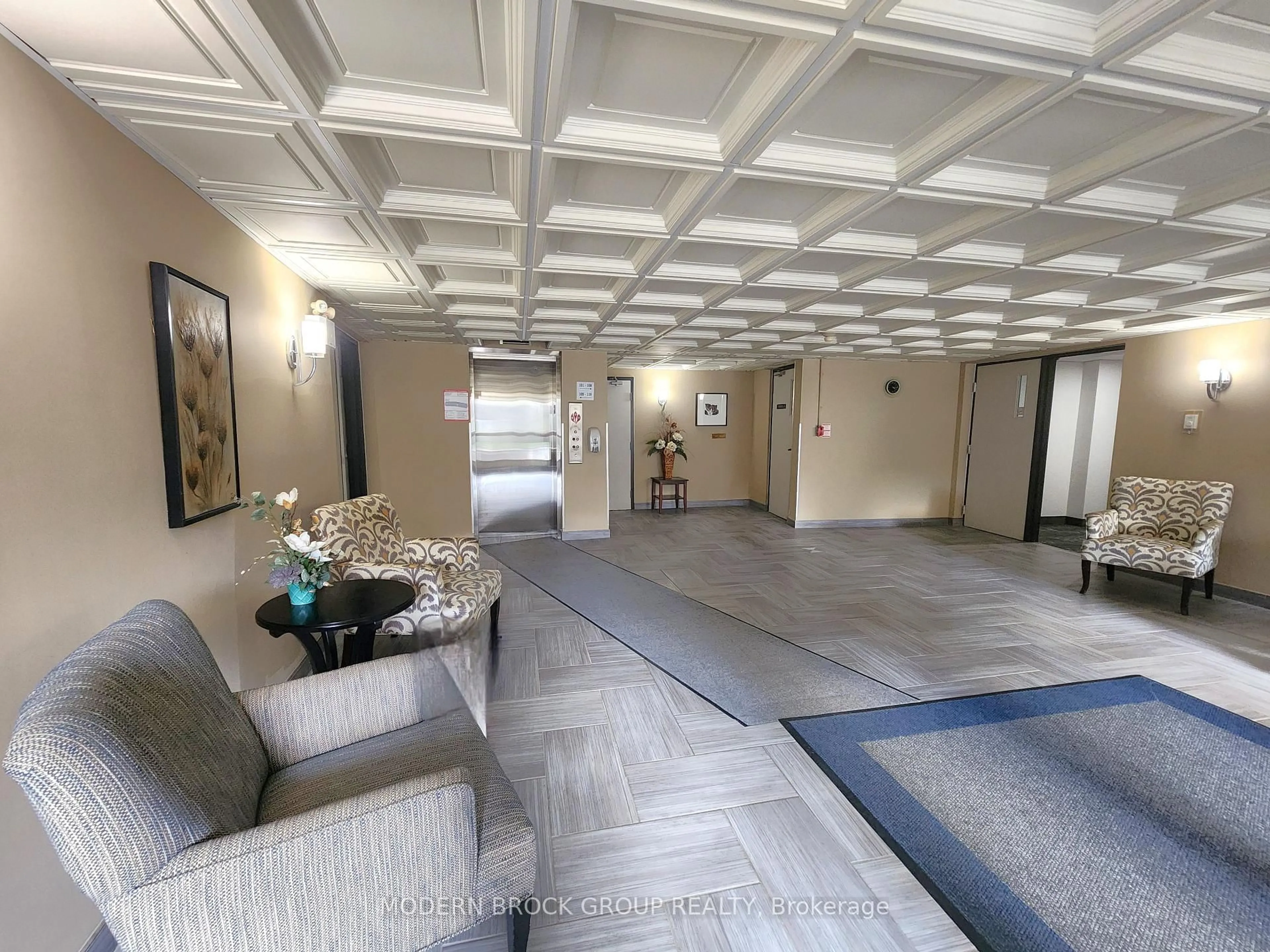 Lobby for 820 LAURIER Blvd #110, Brockville Ontario K6V 6Z2