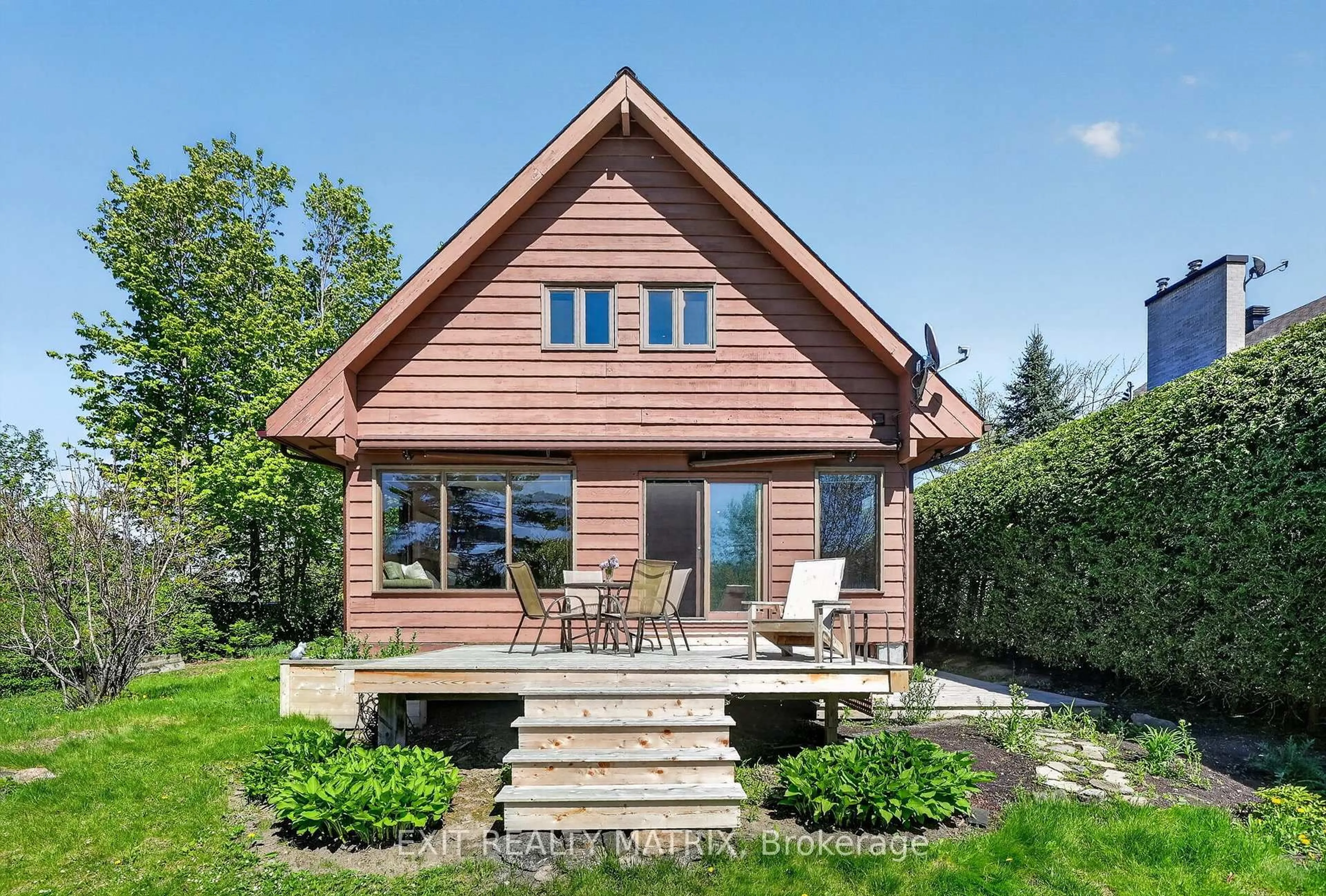 Home with brick exterior material, unknown for 5056 Nicolls Island Rd, Ottawa Ontario K4M 0E2