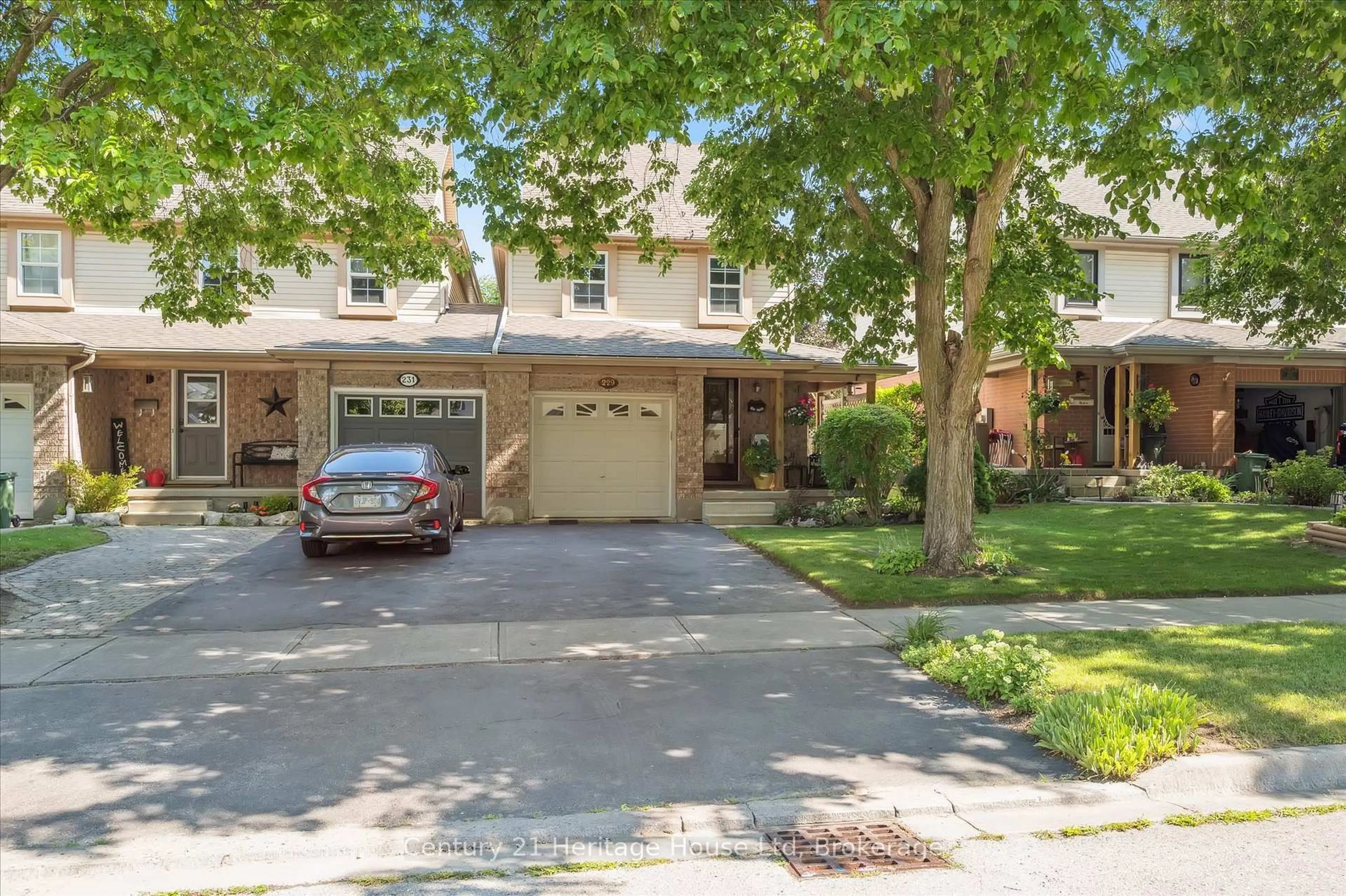 Unknown for 229 Silurian Dr, Guelph Ontario N1E 7B8