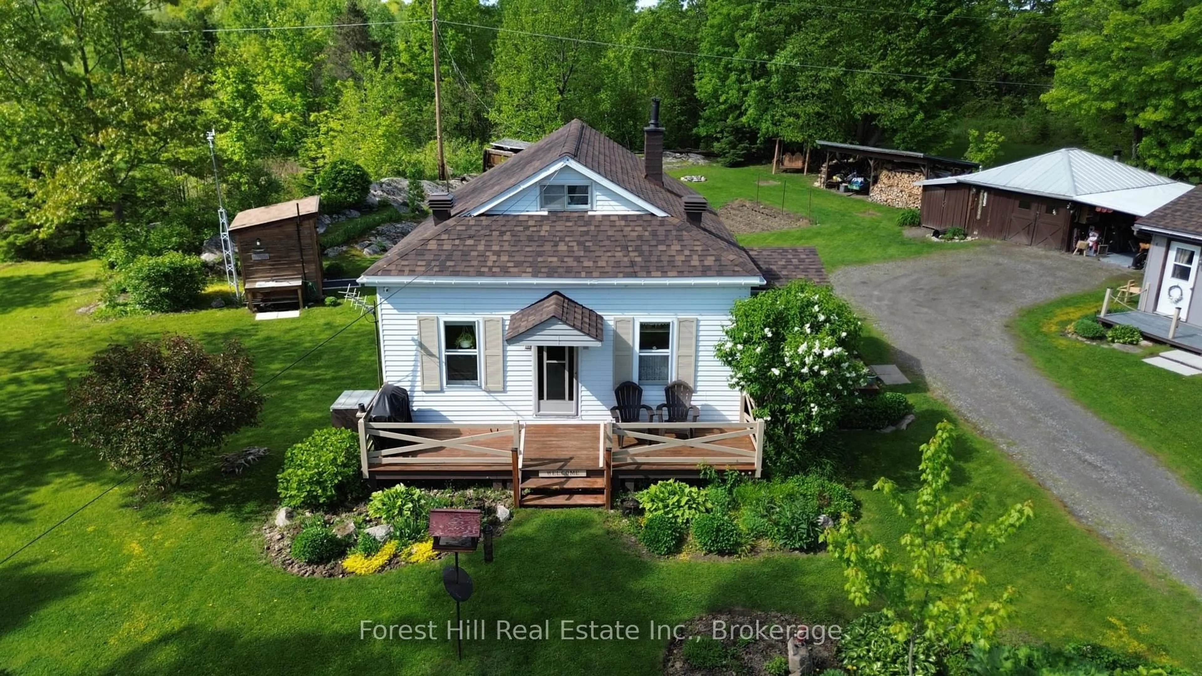 A pic from outside/outdoor area/front of a property/back of a property/a pic from drone, street for 11588 Highway 522, Parry Sound Remote Area Ontario P0H 1Y0