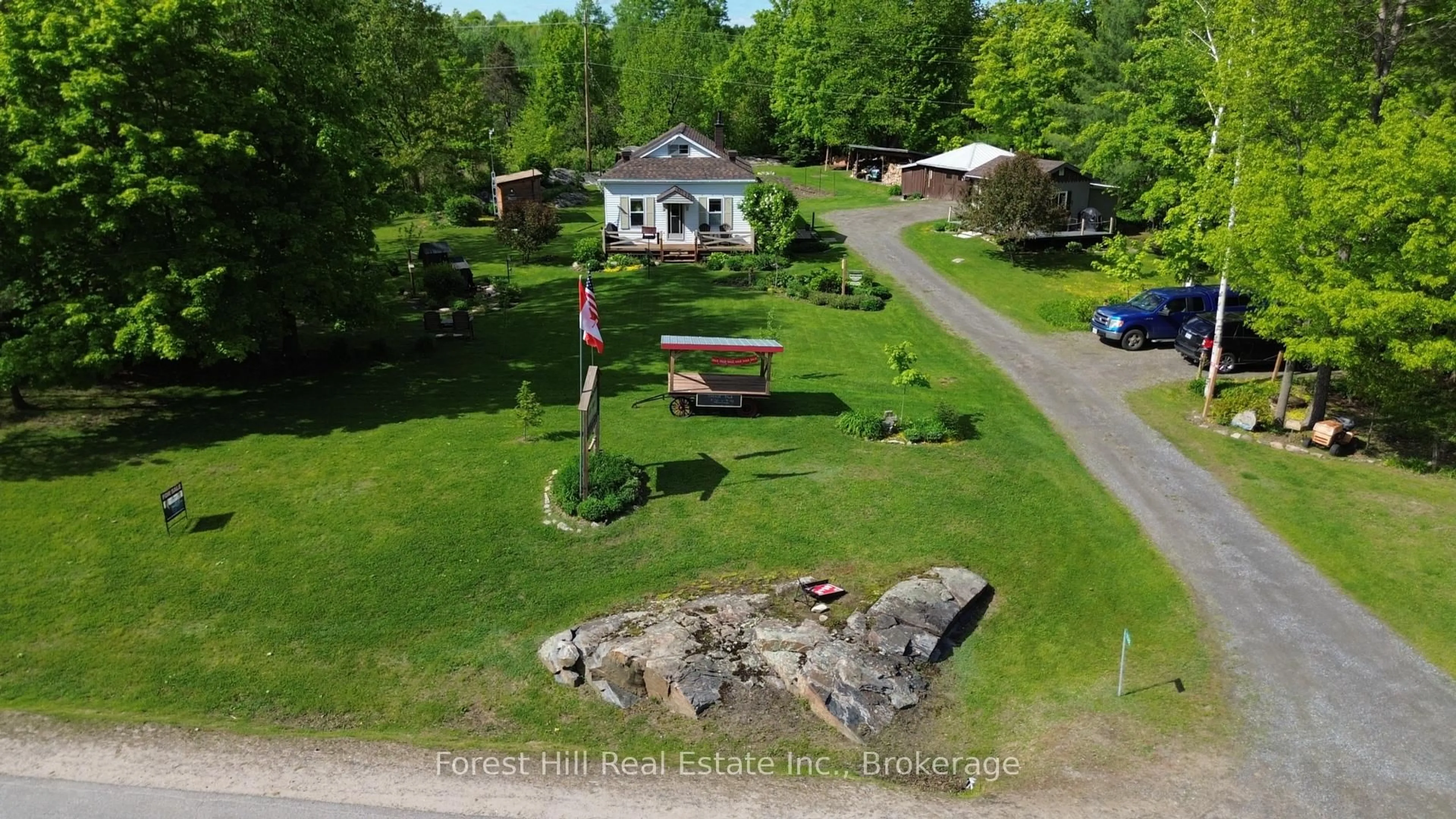 A pic from outside/outdoor area/front of a property/back of a property/a pic from drone, unknown for 11588 Highway 522, Parry Sound Remote Area Ontario P0H 1Y0
