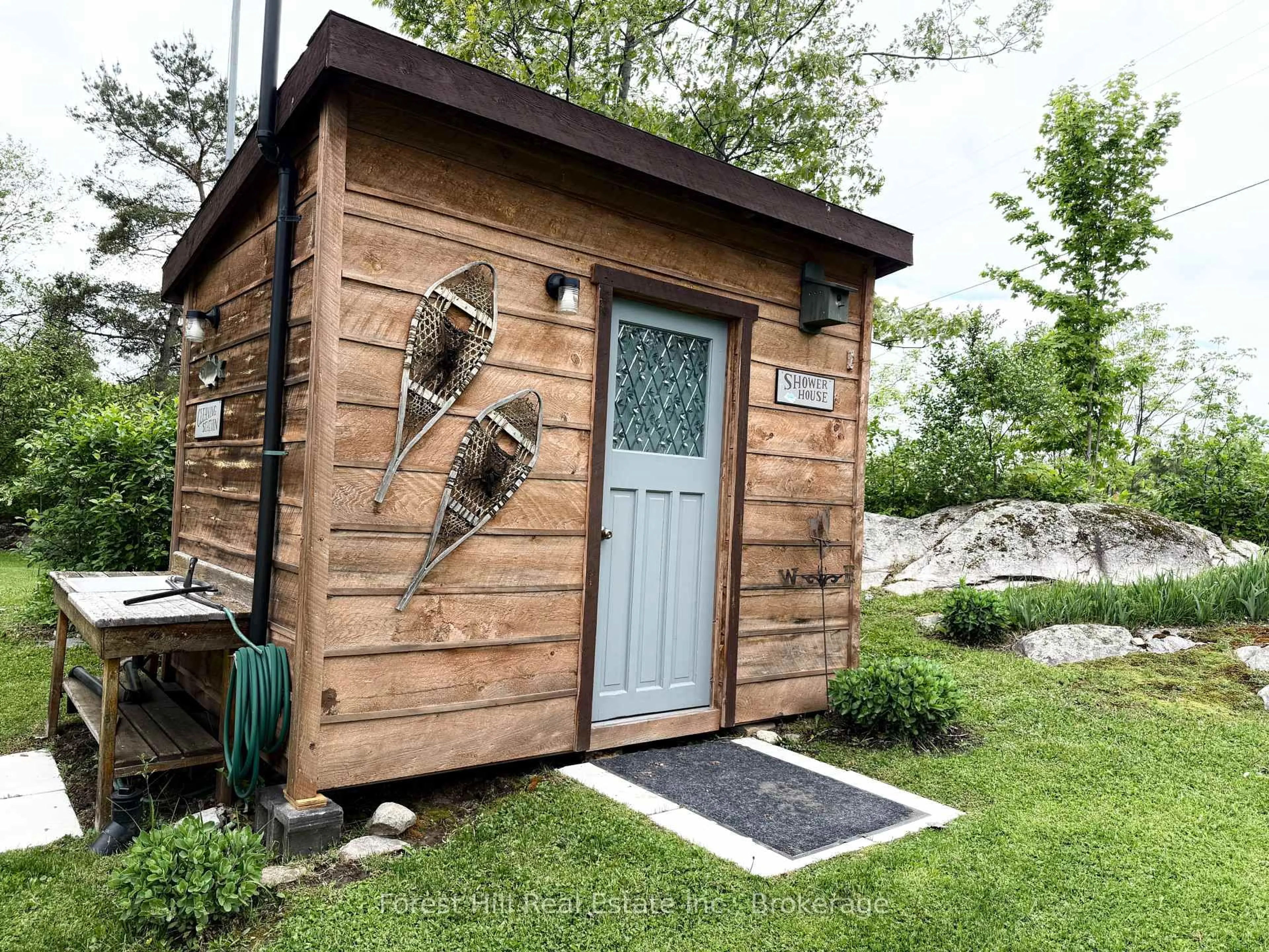 Shed for 11588 Highway 522, Parry Sound Remote Area Ontario P0H 1Y0