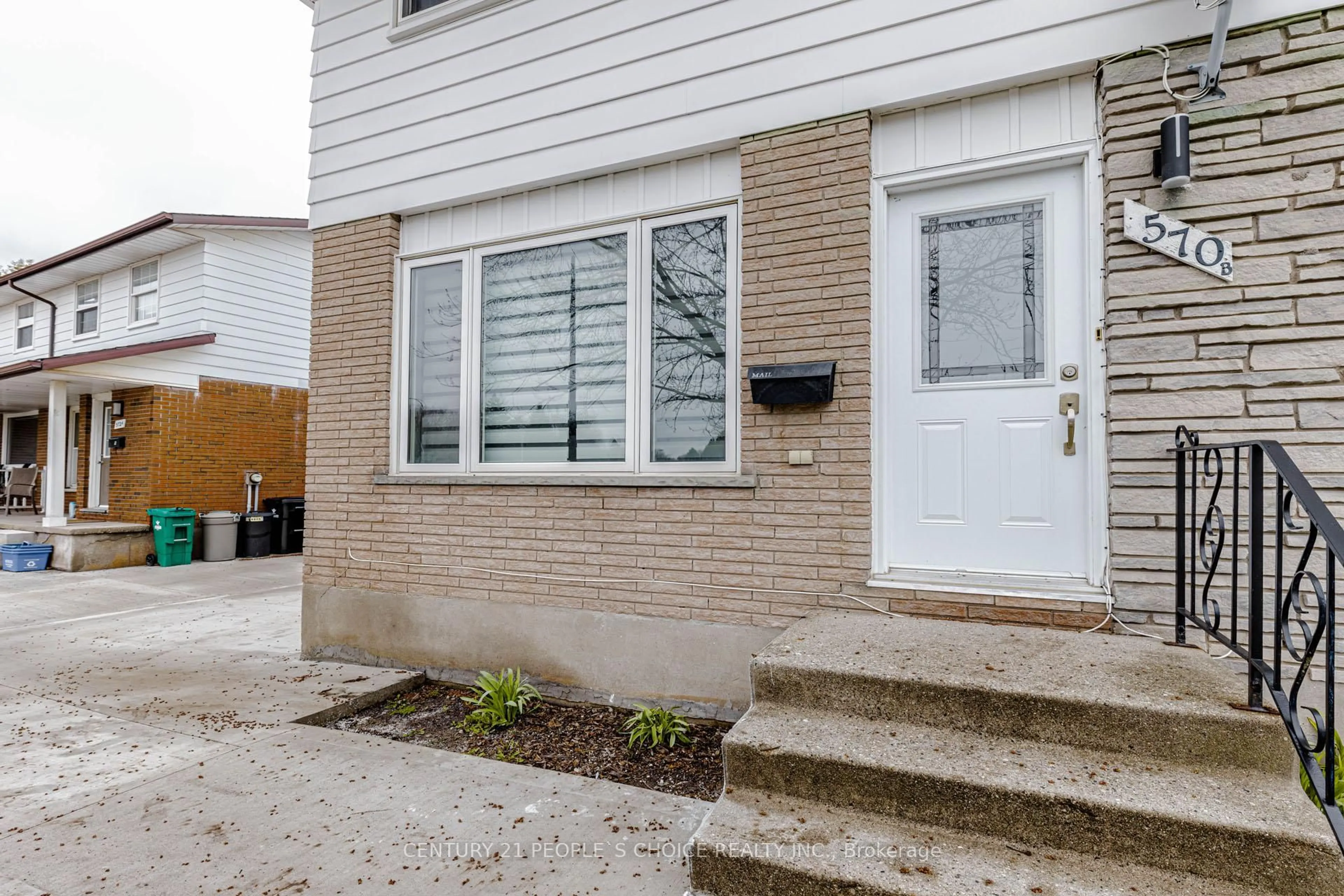 Unknown for 570B Glen Forrest Blvd, Waterloo Ontario N2L 4J5