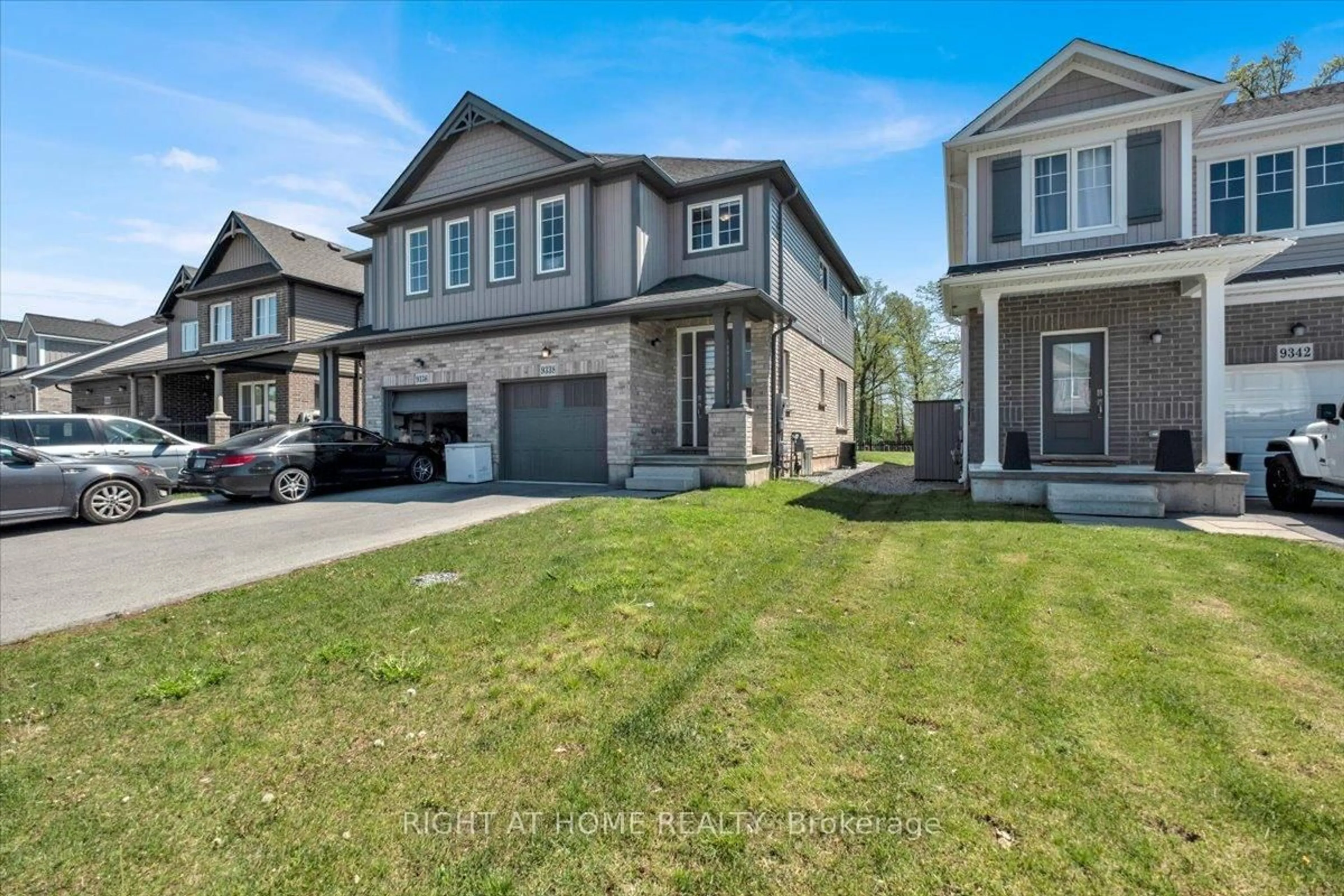 Unknown for 9338 White Oak Ave, Niagara Falls Ontario L2G 3P6