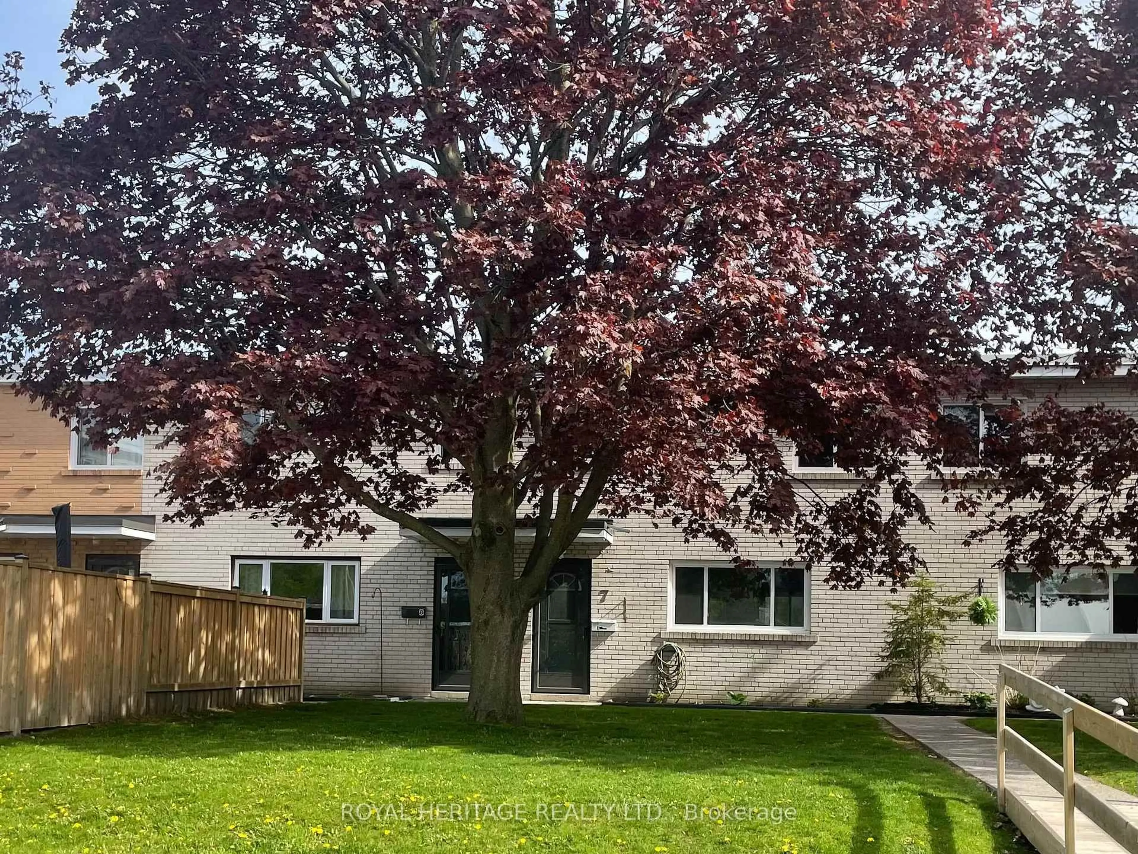 A pic from outside/outdoor area/front of a property/back of a property/a pic from drone, street for 137 Furnace St #7, Cobourg Ontario K9A 2E5