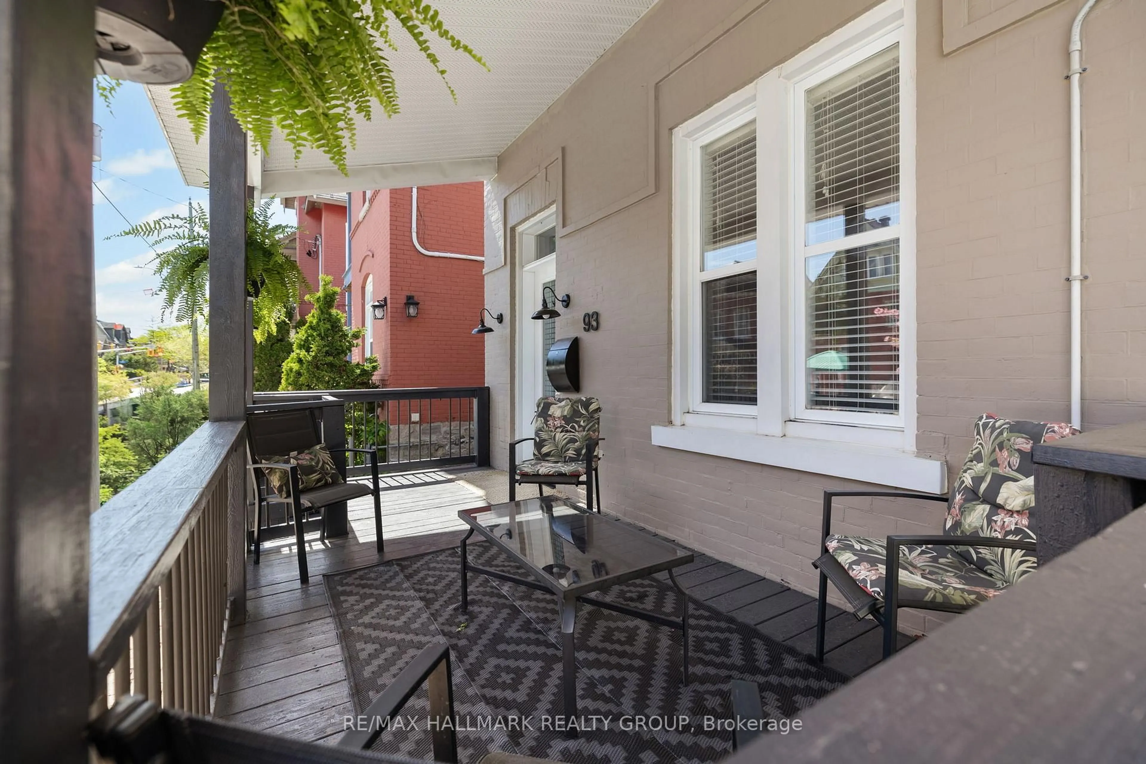 Patio, street for 93 James St, Ottawa Ontario K1R 5M2