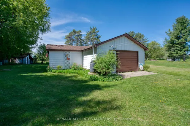 9851 Highway 42 Highway, Rideau Lakes 2