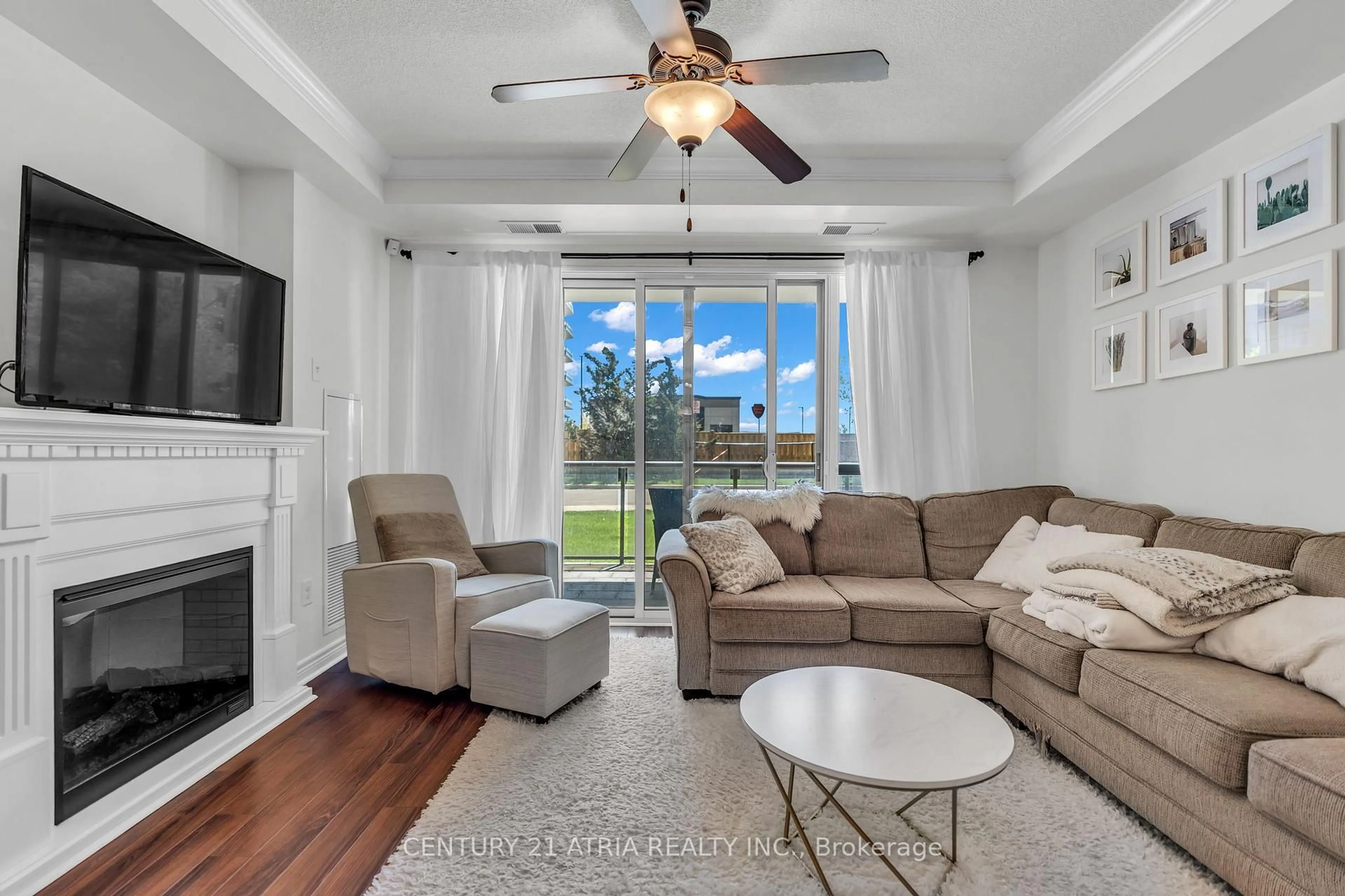 Living room with furniture, unknown for 1030 Coronation Dr #101, London North Ontario N6G 0G5
