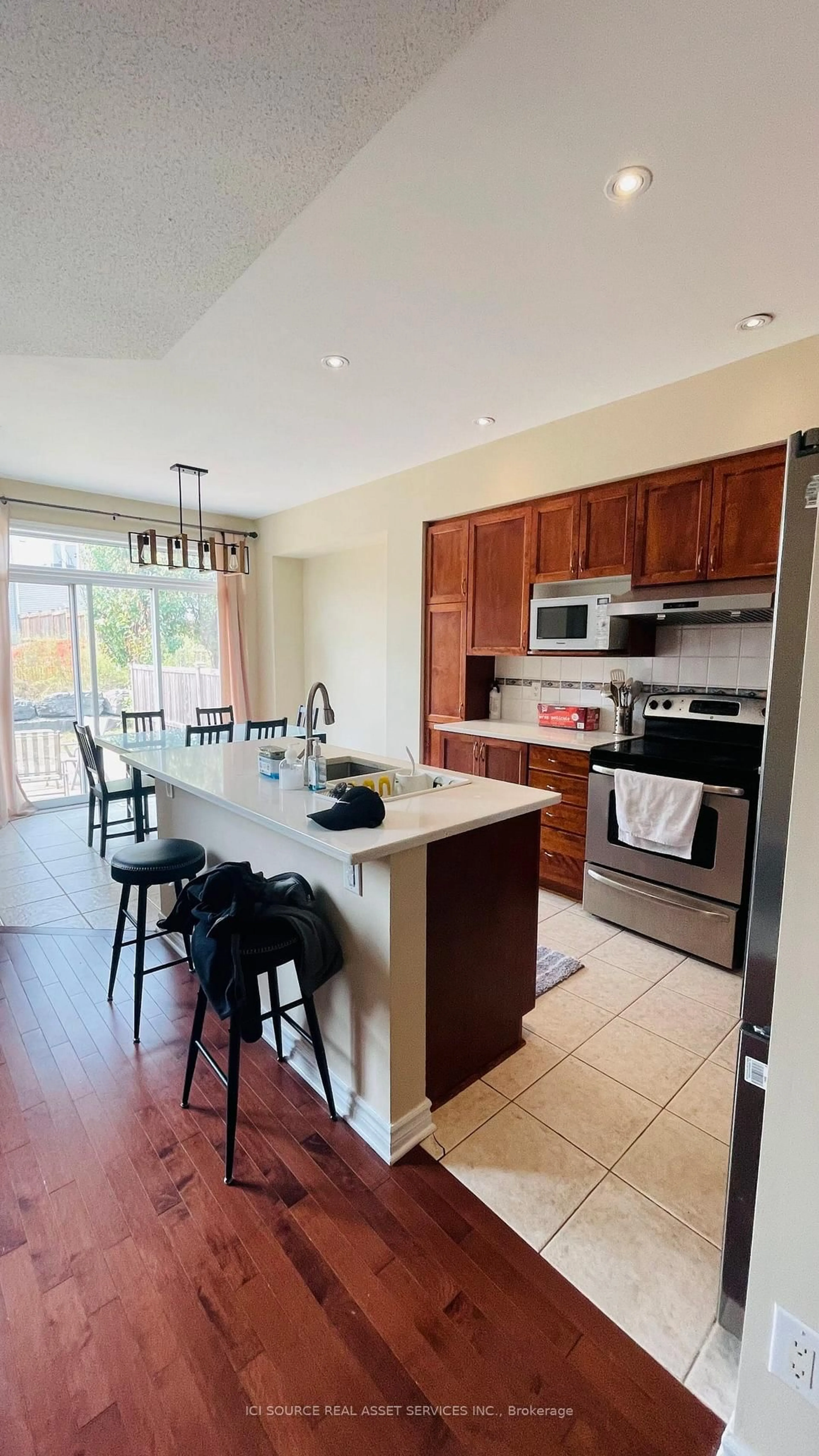 Open concept kitchen, unknown for 27 Torbec Ave, Ottawa Ontario K2T 0B6