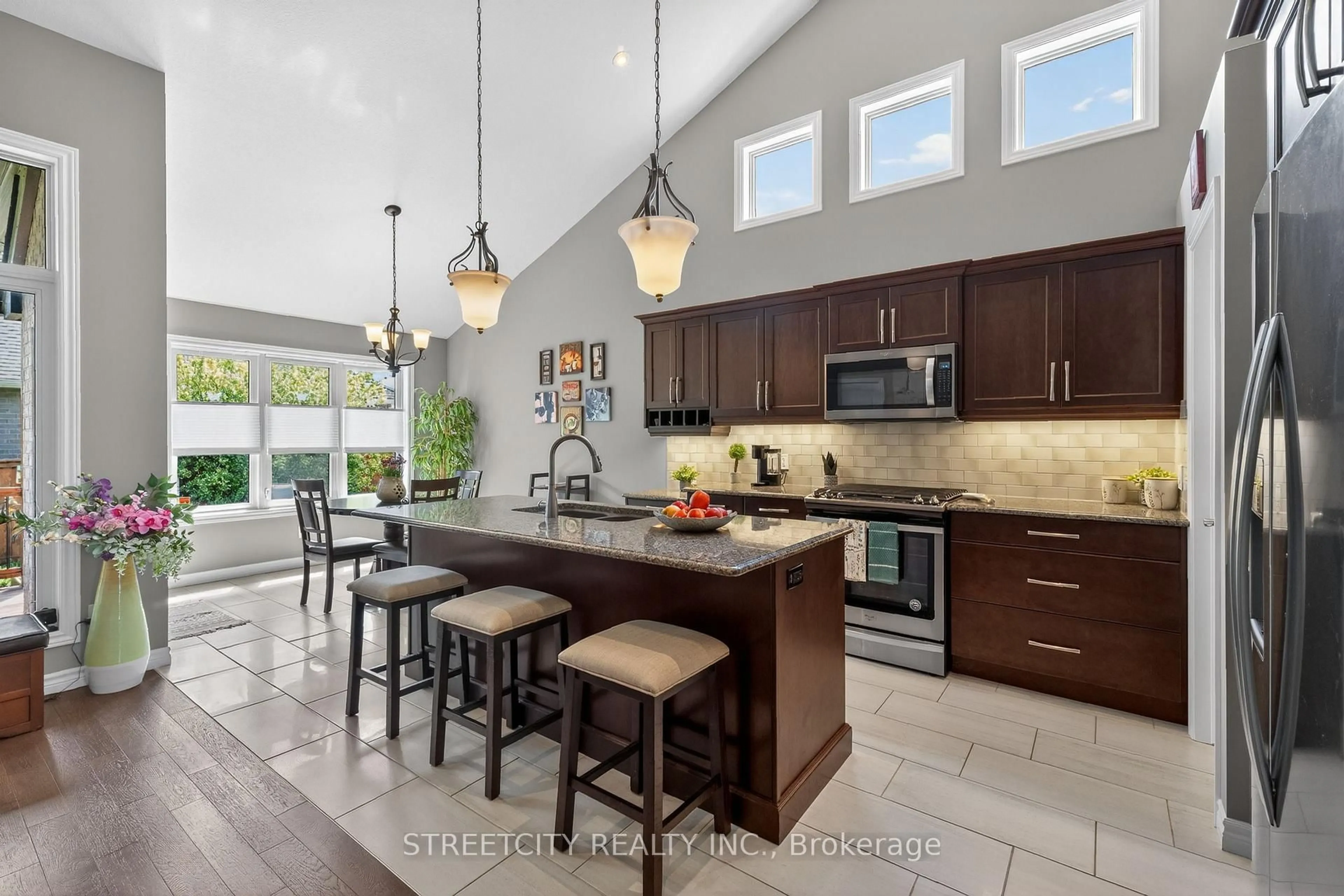 Open concept kitchen, ceramic/tile floor for 190 Emery St, Central Elgin Ontario N5L 0A6