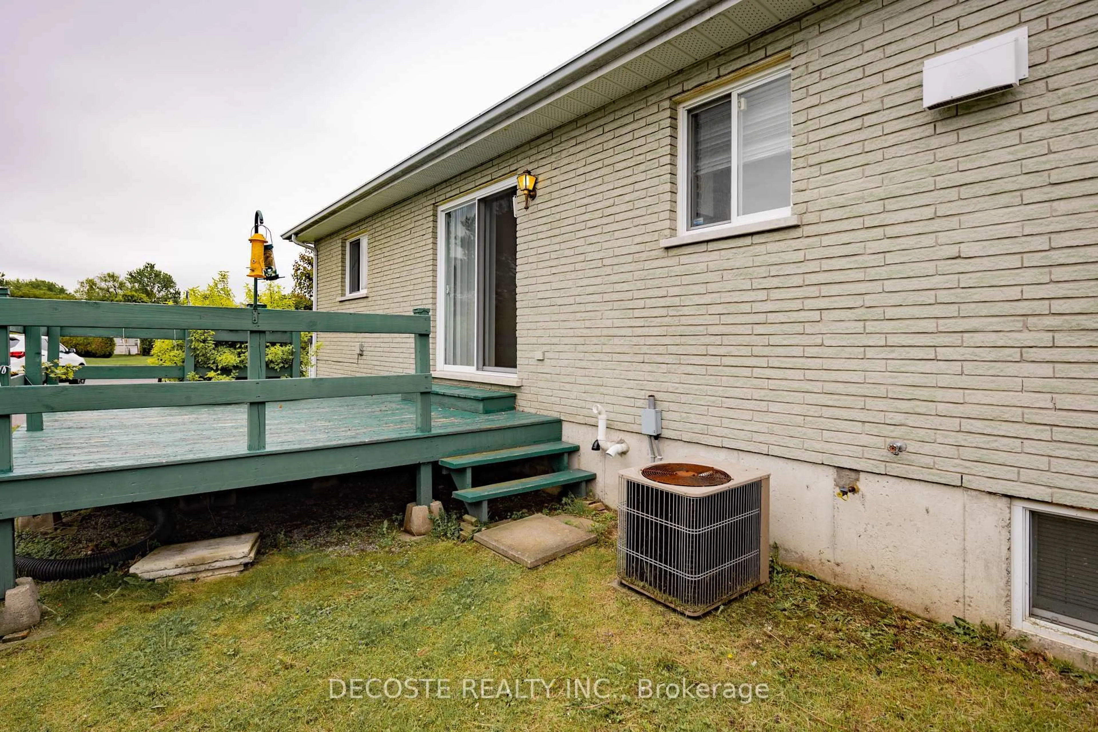 Patio, street for 51 Sandfield Ave, North Glengarry Ontario K0C 1A0