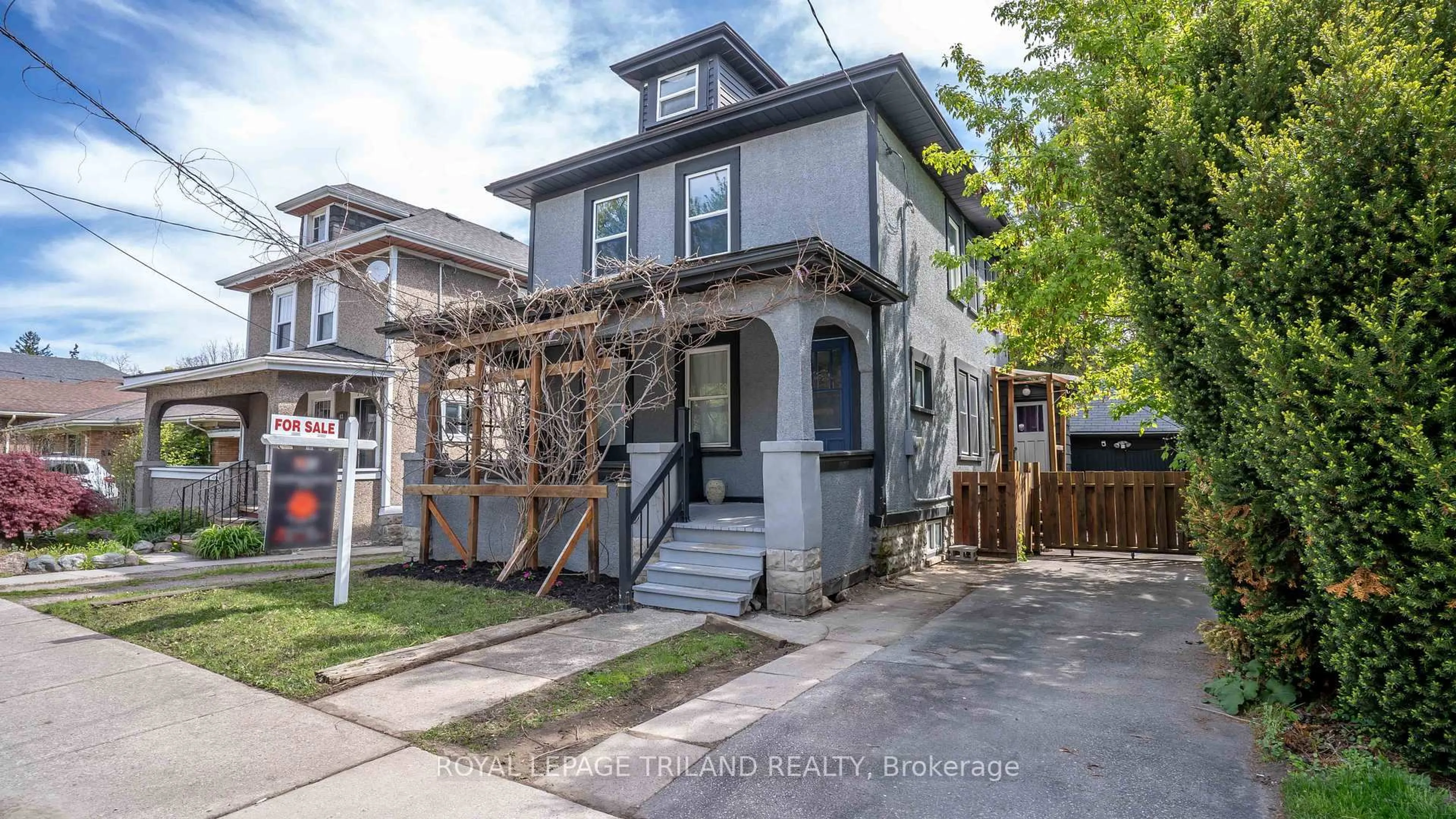 Home with vinyl exterior material, street for 41 GUNN St, London North Ontario N6G 1C6