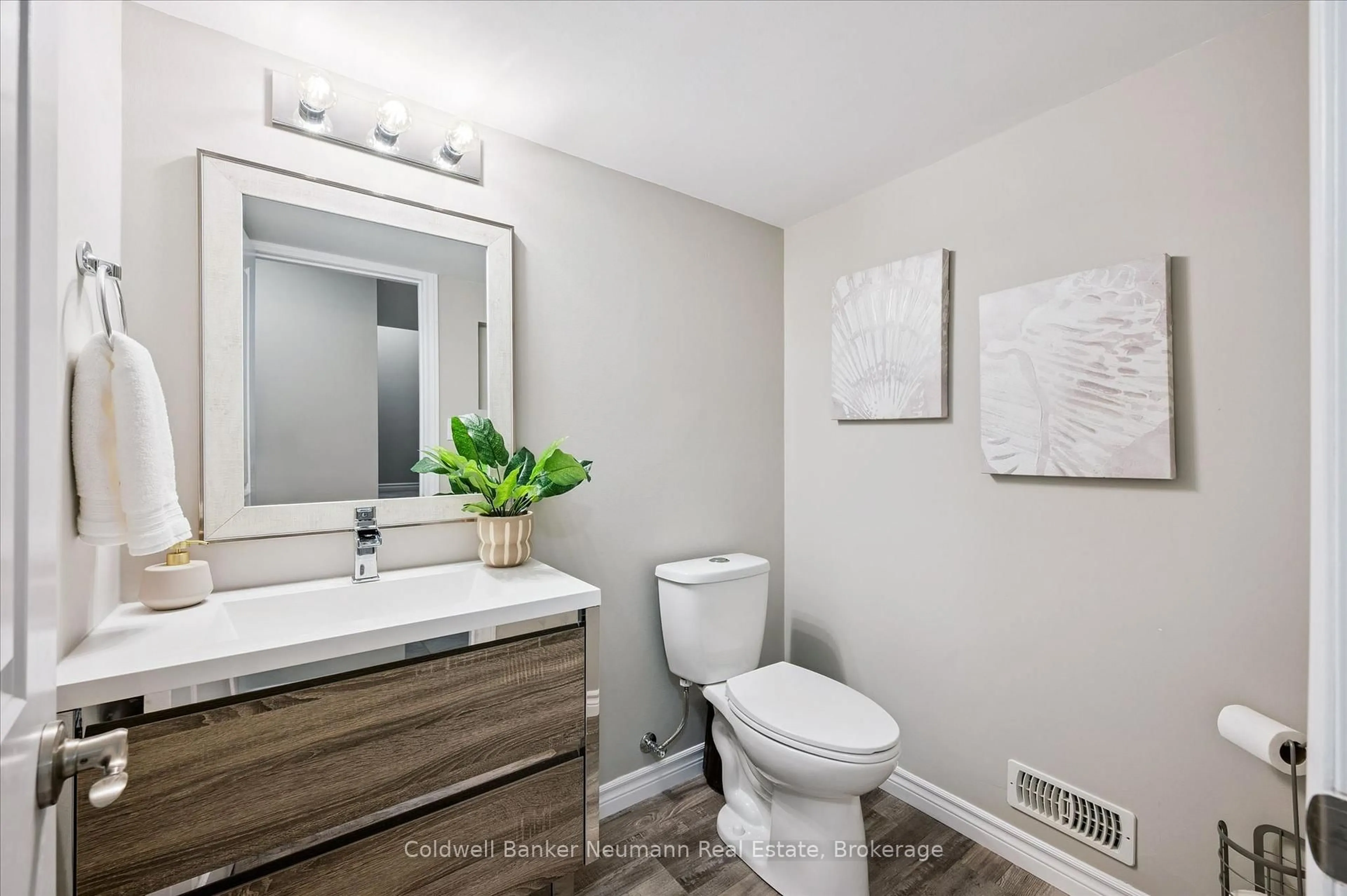 Contemporary bathroom, ceramic/tile floor for 51 Jeffrey Dr, Guelph Ontario N1E 0M4