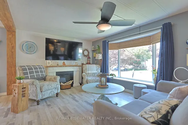 114 Pebble Beach Pkwy, South Huron 5