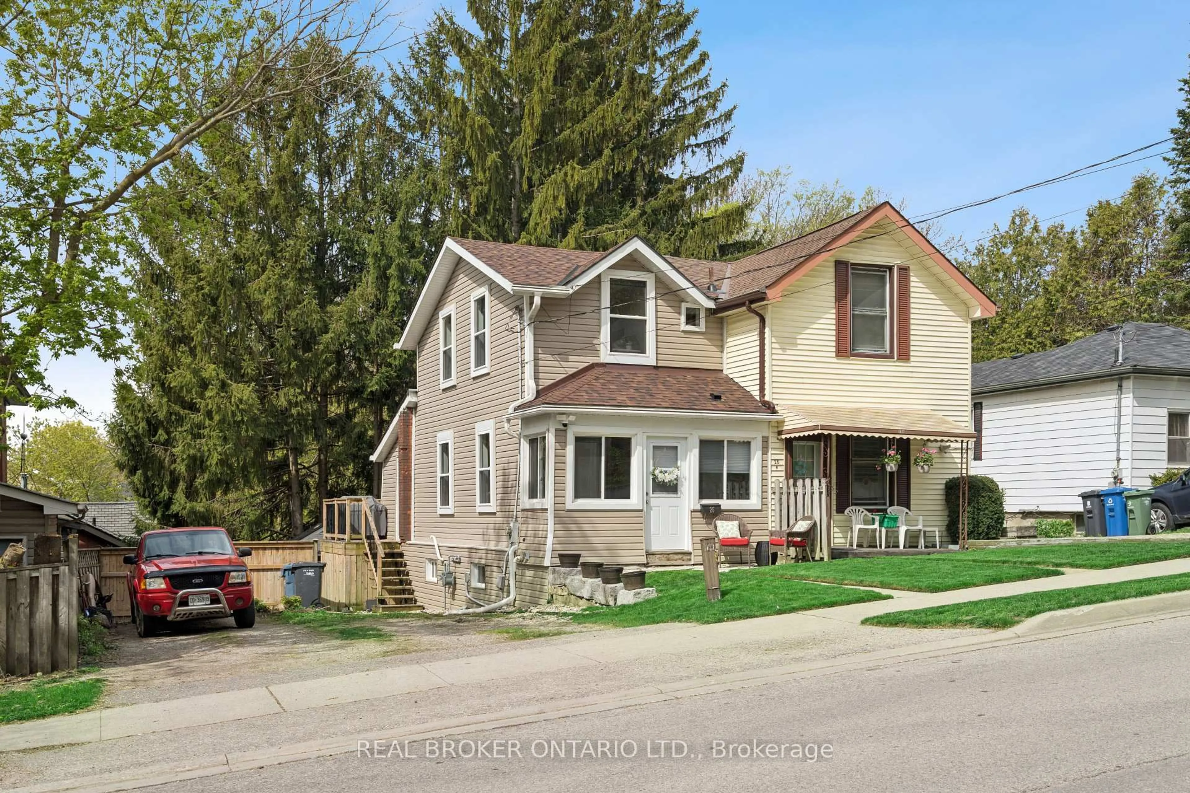 Unknown for 26 Dublin St, Guelph Ontario N1H 4M8