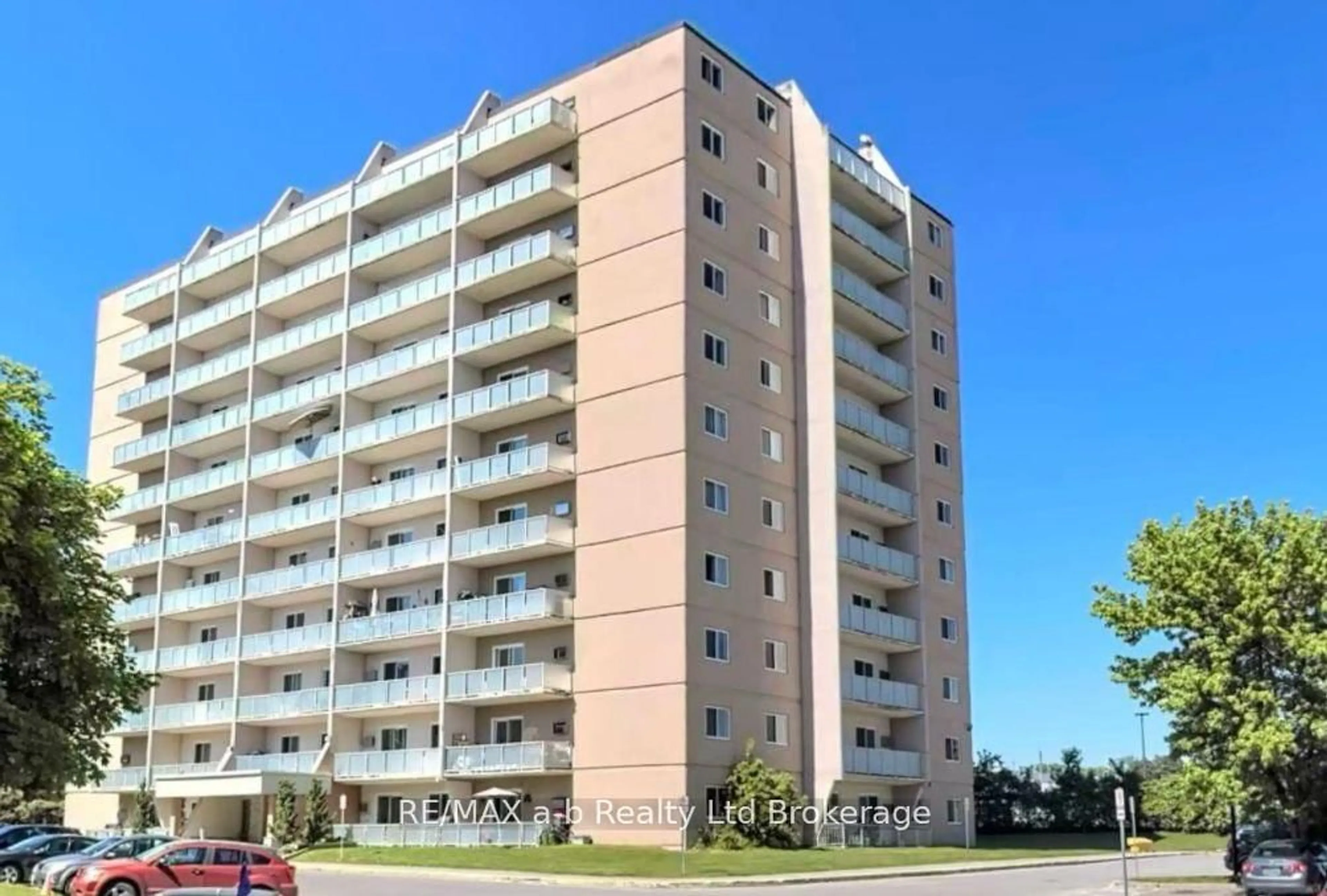Unknown for 583 Mornington Ave #501, London East Ontario N5Y 3E9