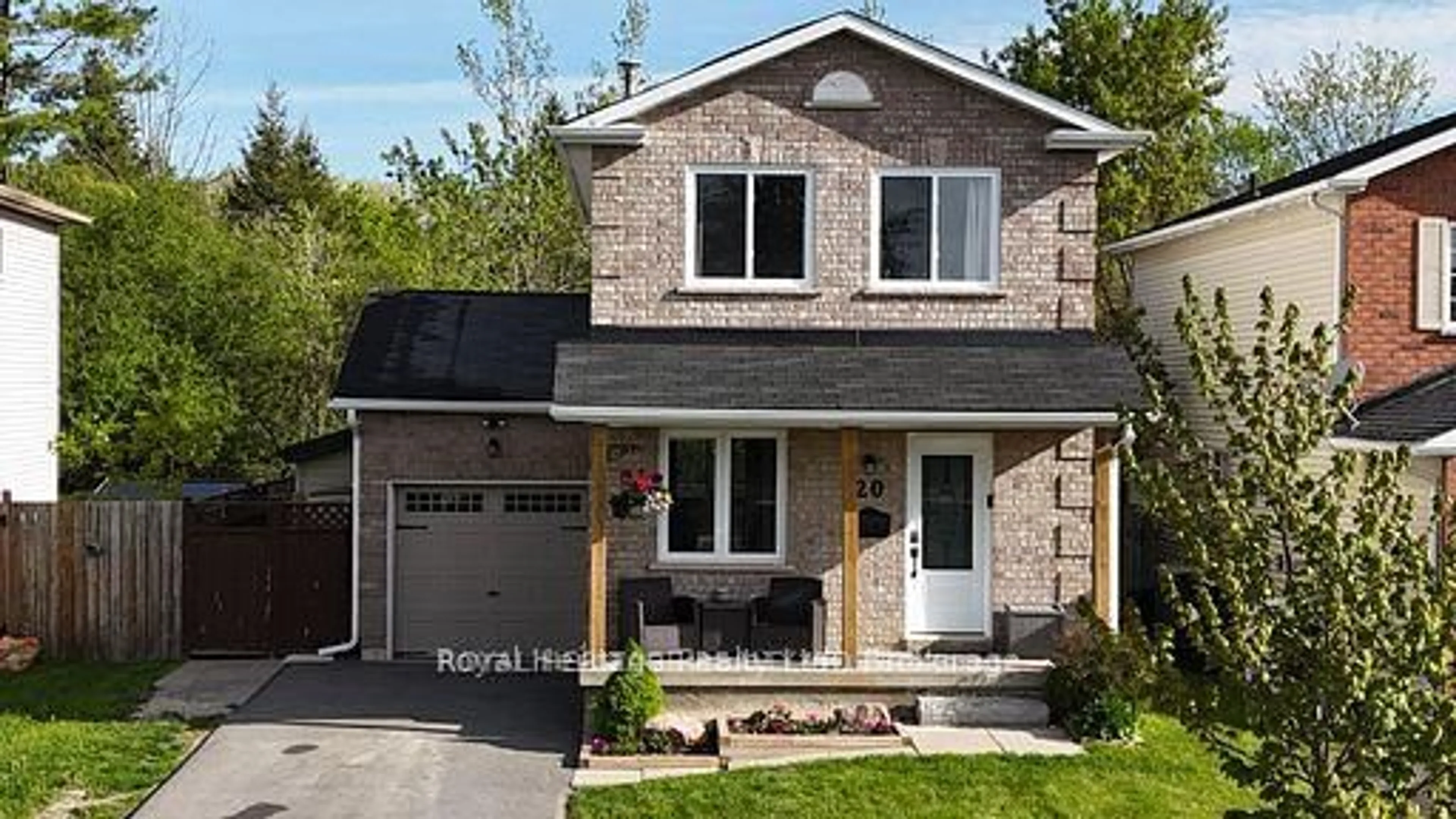 Home with brick exterior material, street for 20 Nina Crt, Cavan Monaghan Ontario L0A 1G0