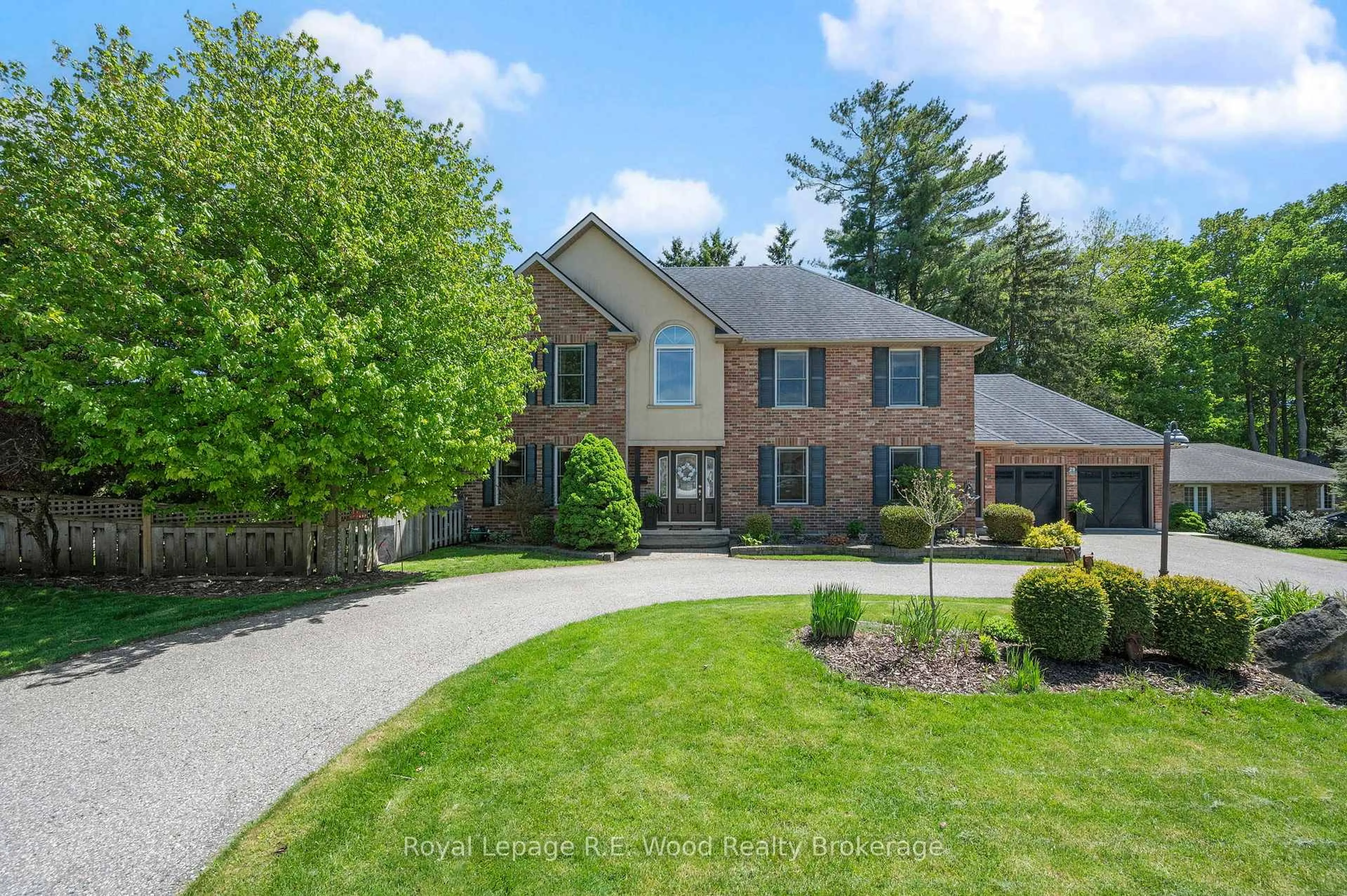 Unknown for 29 Woodside Dr, Tillsonburg Ontario N4G 5P9