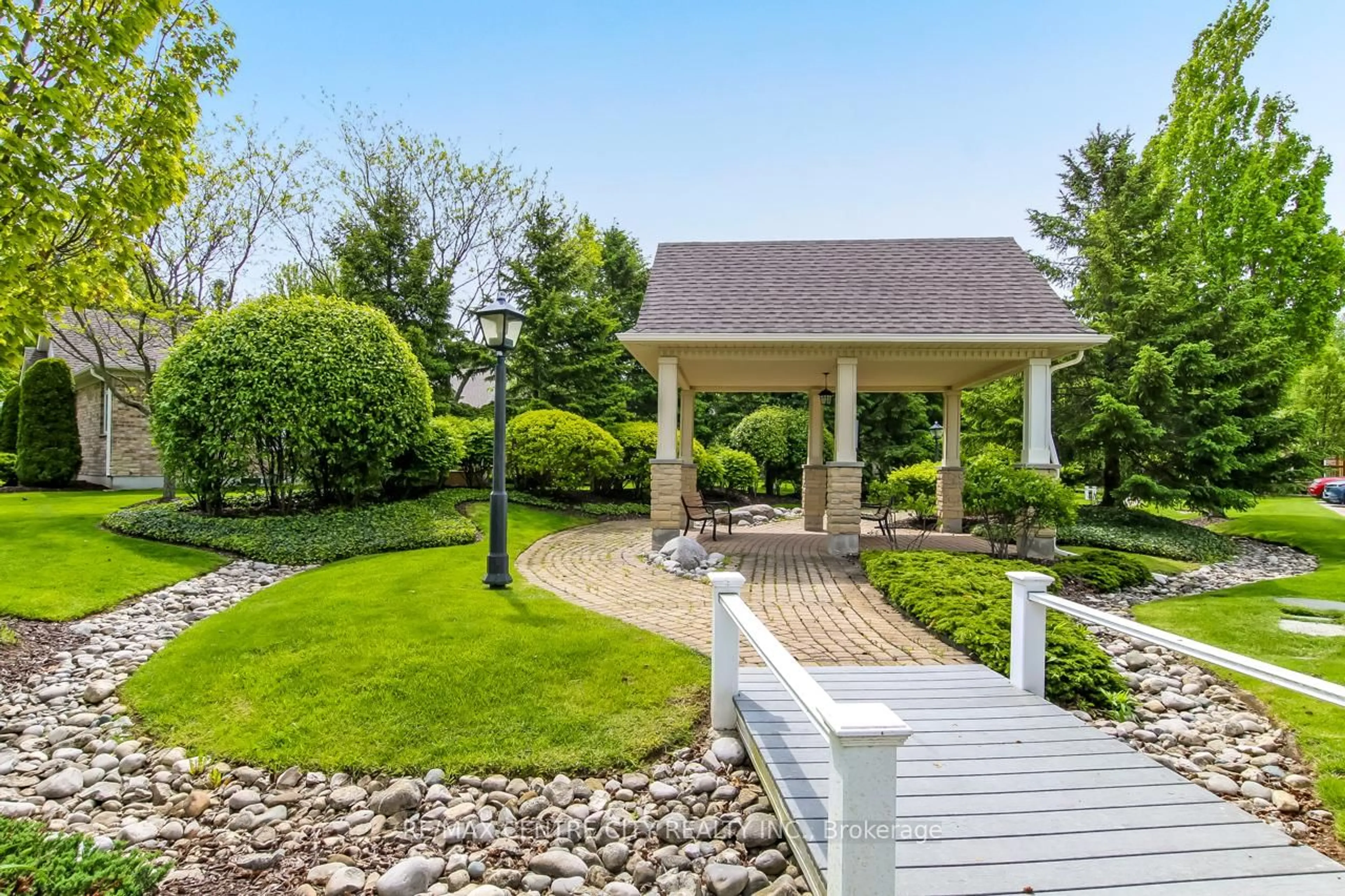 Patio, water/lake/river/ocean view for 45 Lake Margaret Tr #55, St. Thomas Ontario N5R 6M5