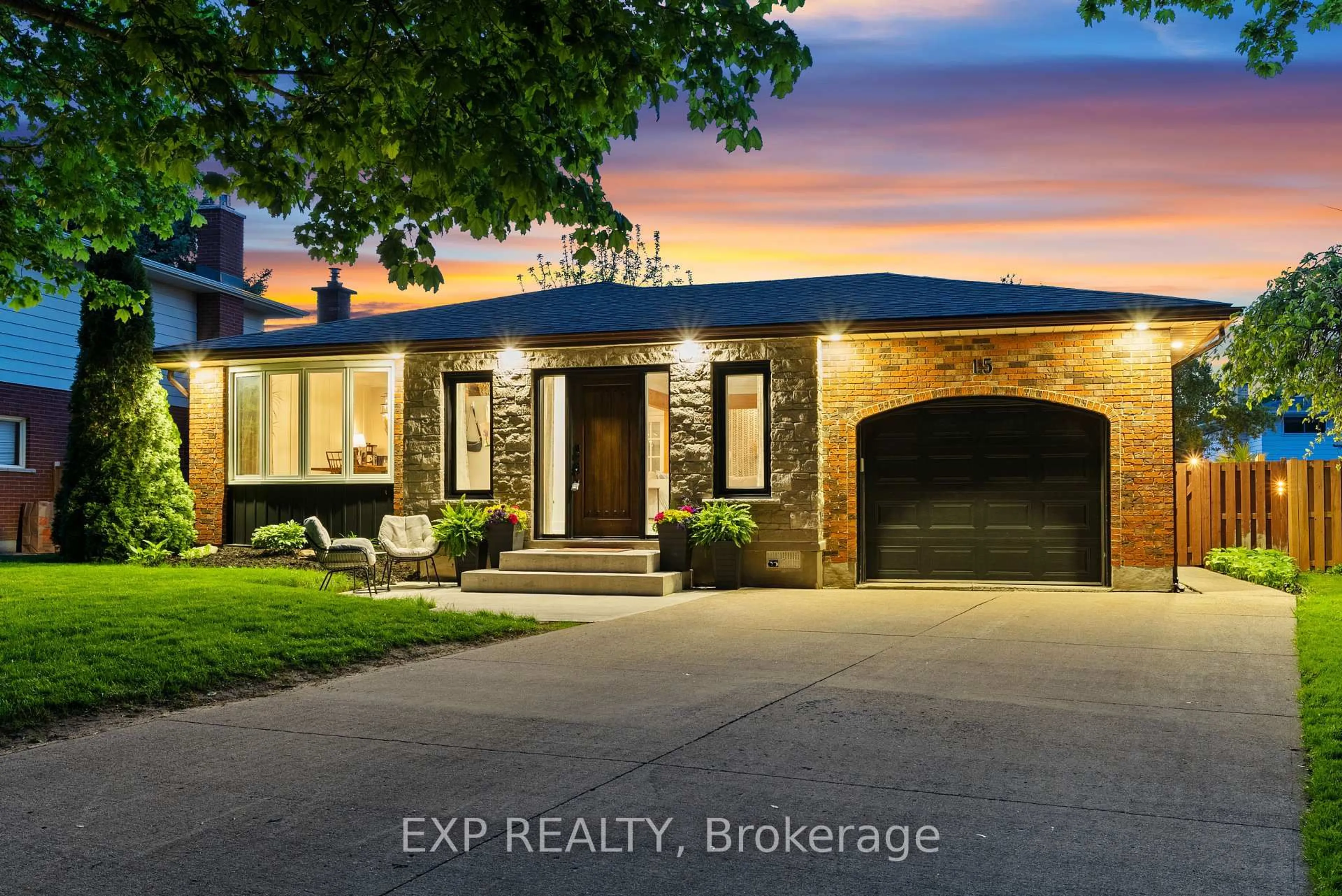 Home with brick exterior material, street for 15 Chatham Rd, St. Catharines Ontario L2M 4N7