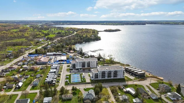19B West St #303, Kawartha Lakes 2