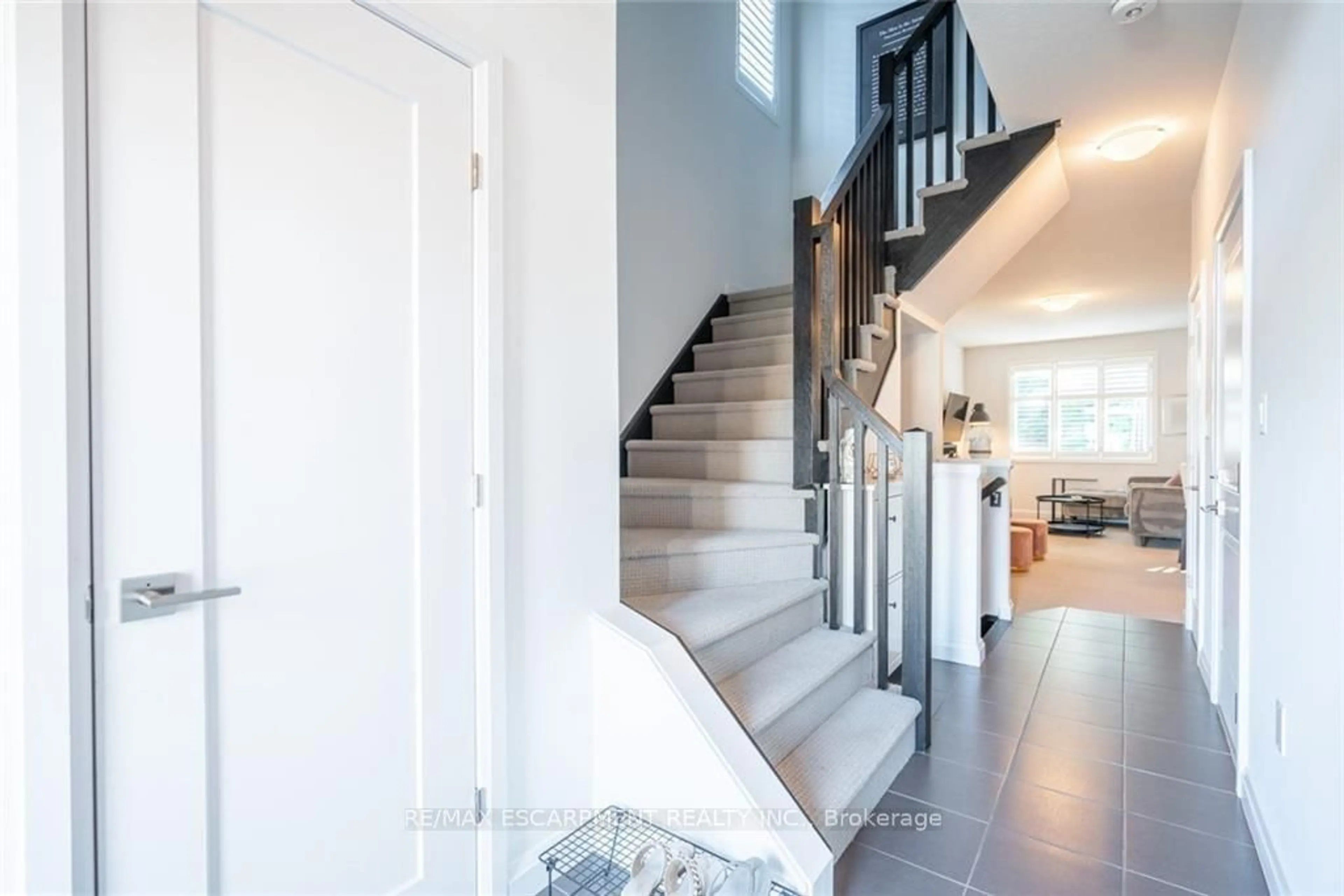 Unknown for 45 Burley Lane, Hamilton Ontario L9G 0G5