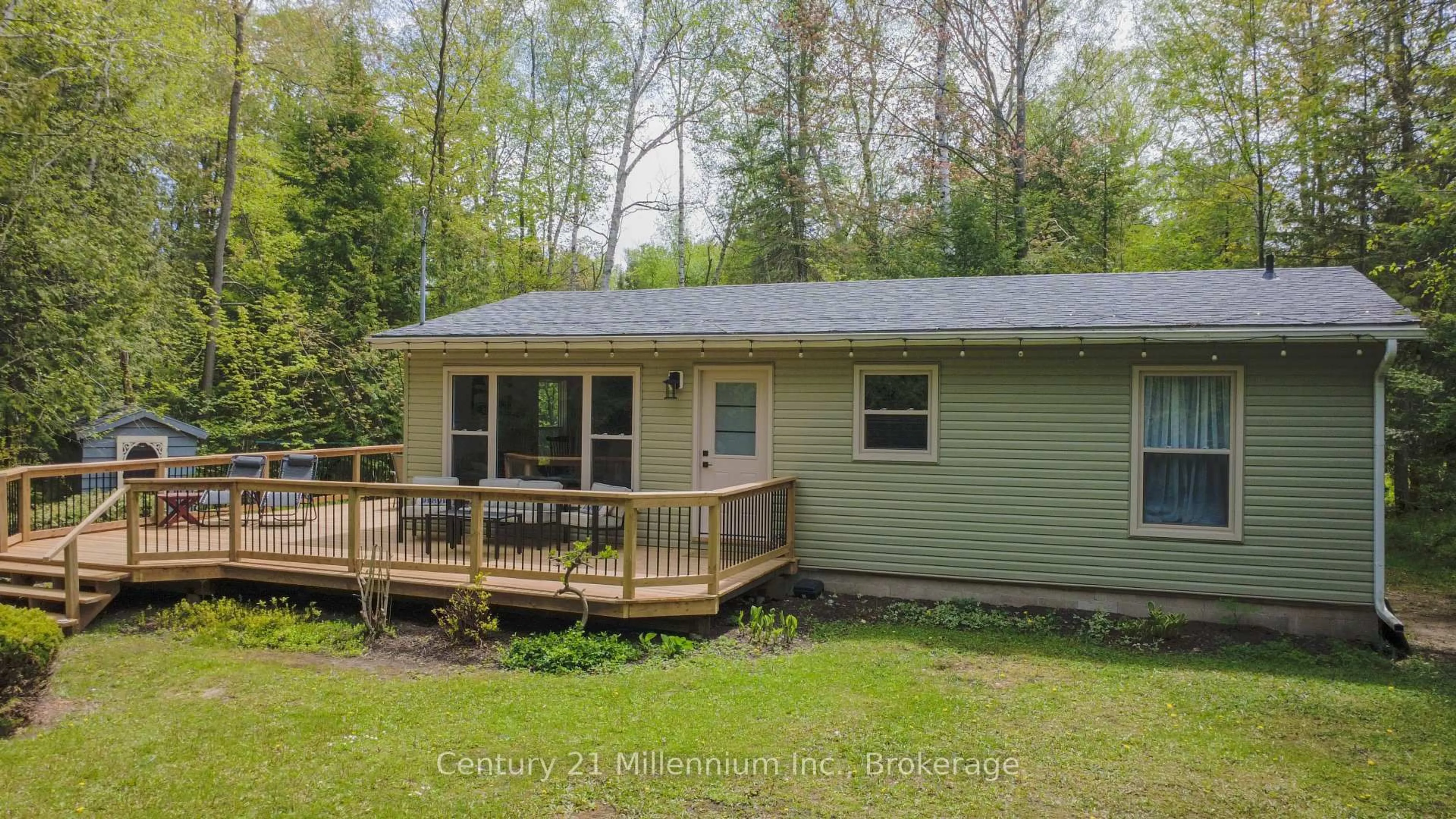Unknown for 28 Jay St, Saugeen Shores Ontario N0H 2C5