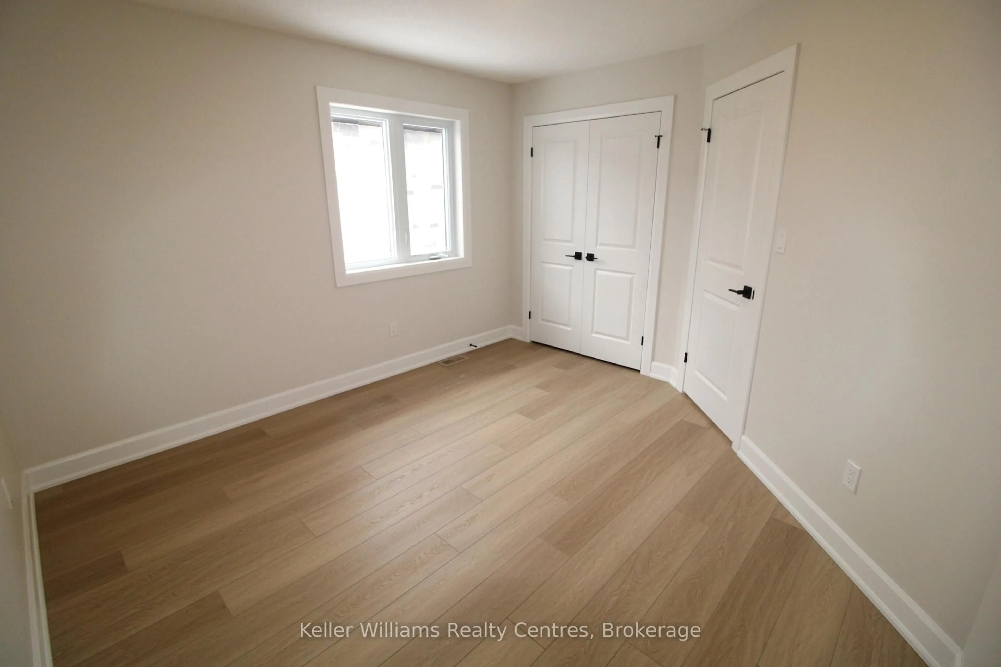 A pic of a room for 844 22nd Avenue A, Hanover Ontario N4N 0C6